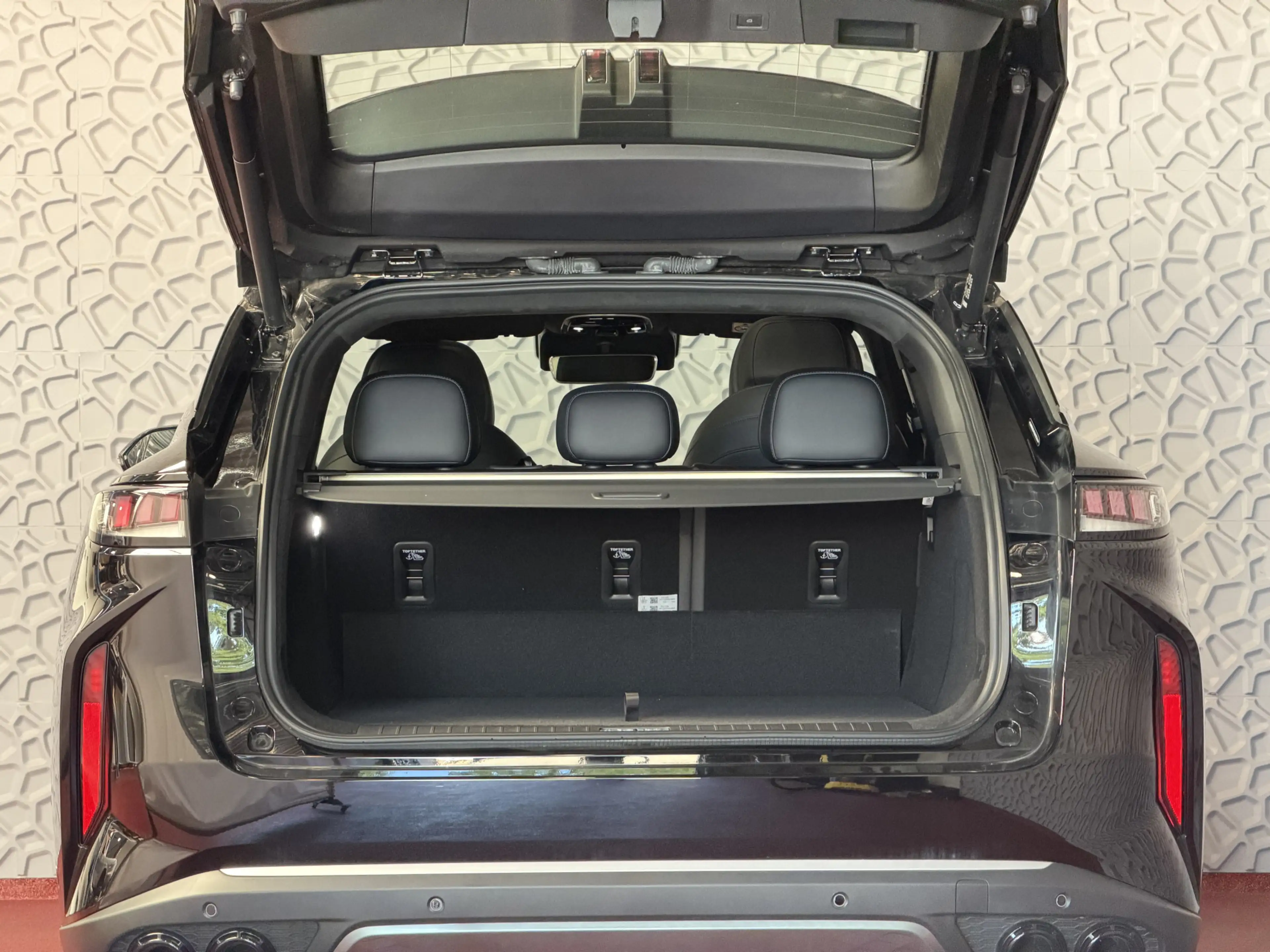 Omoda 9 OMODA 9 PREMIUM AWD 538PK MASSAGE STOEL.VERW/KOELI — photo 37