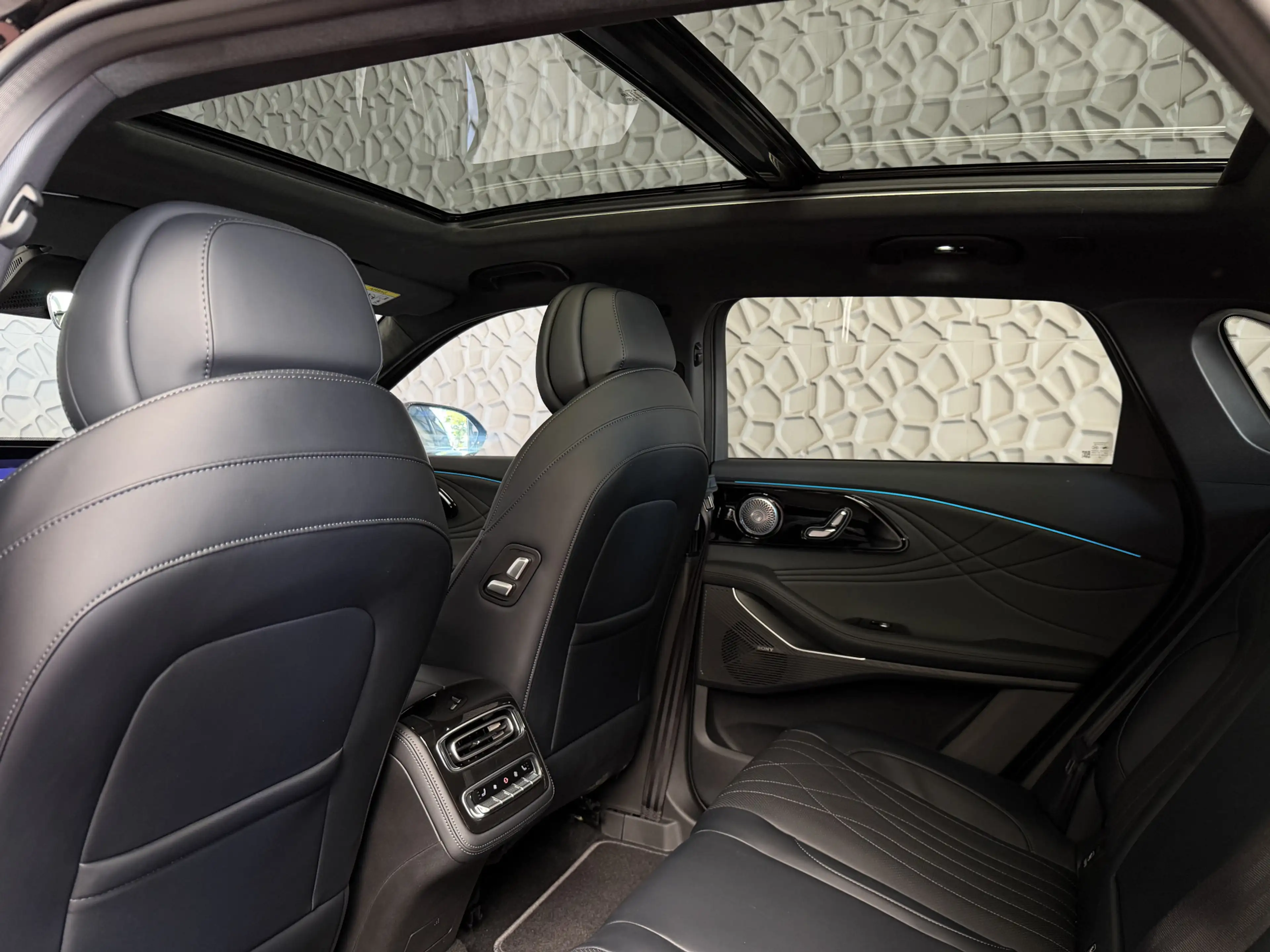 Omoda 9 OMODA 9 PREMIUM AWD 538PK MASSAGE STOEL.VERW/KOELI — photo 41
