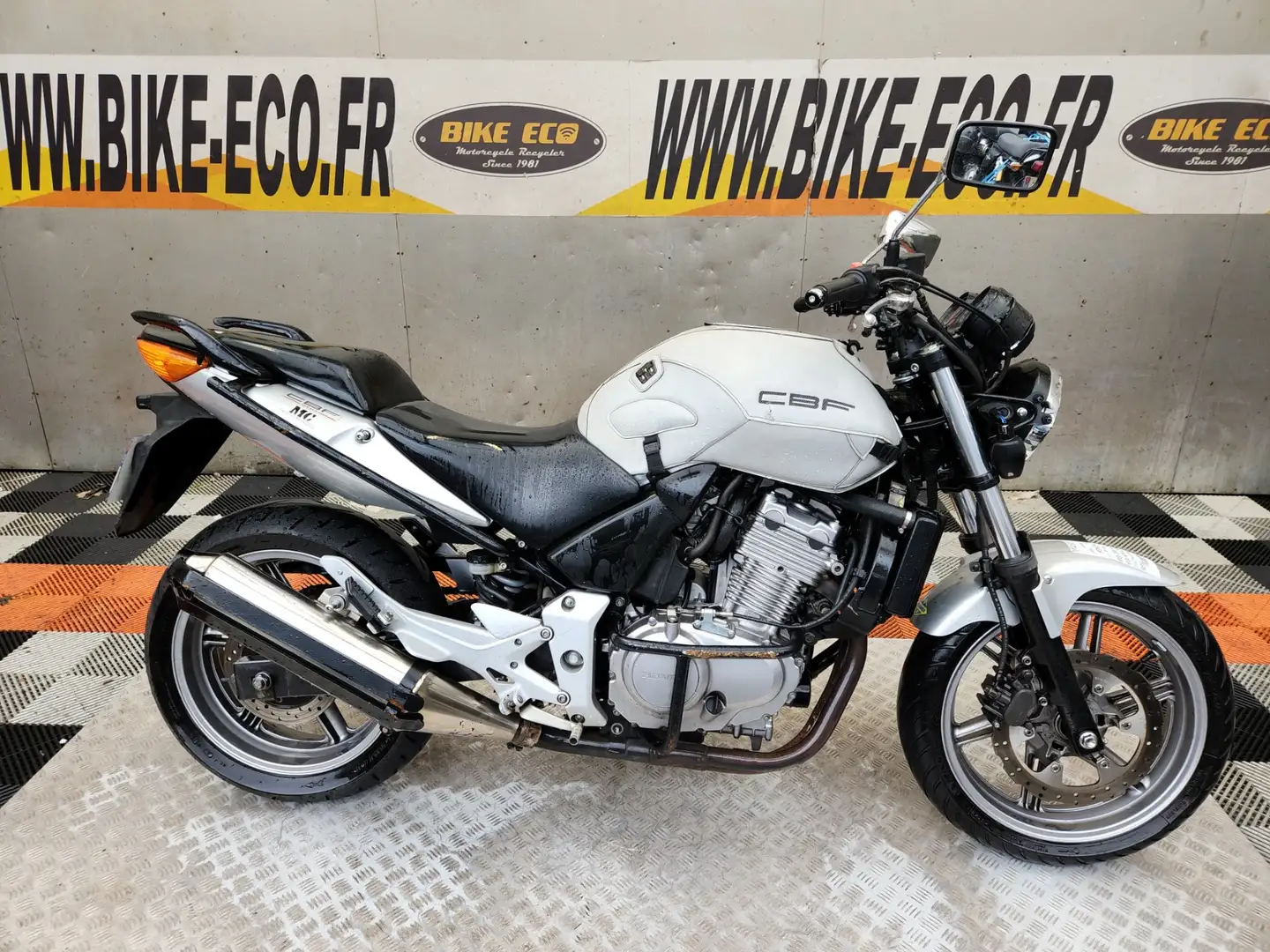 Honda CBF 500 Gris - 1