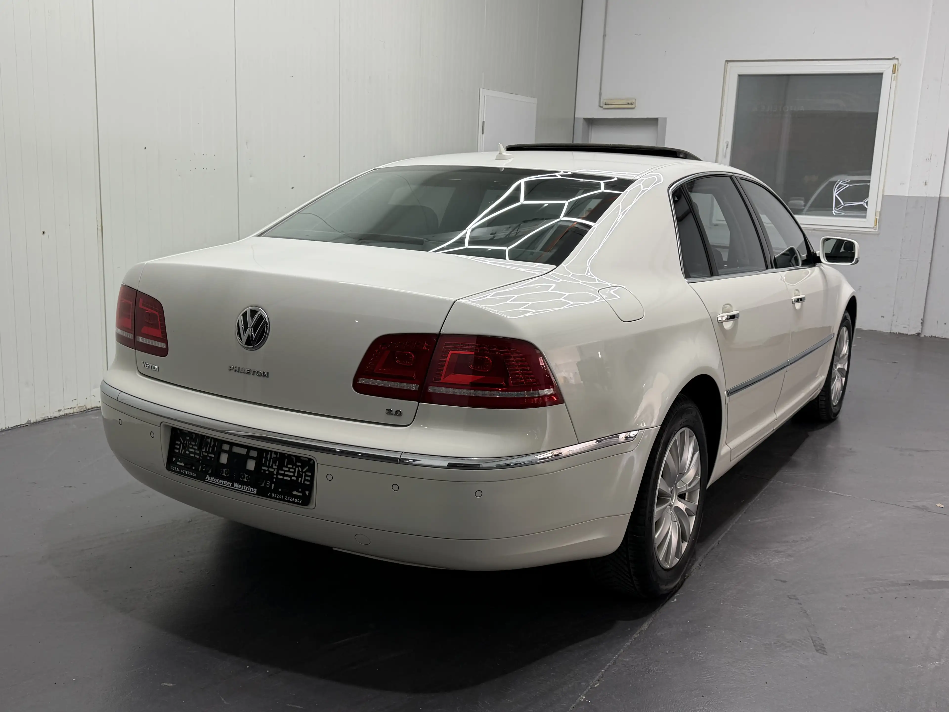 Volkswagen Phaeton V6 TDI 5-Sitzer 4Motion AHK*Dynaudio*R-Cam*Standh — photo 8