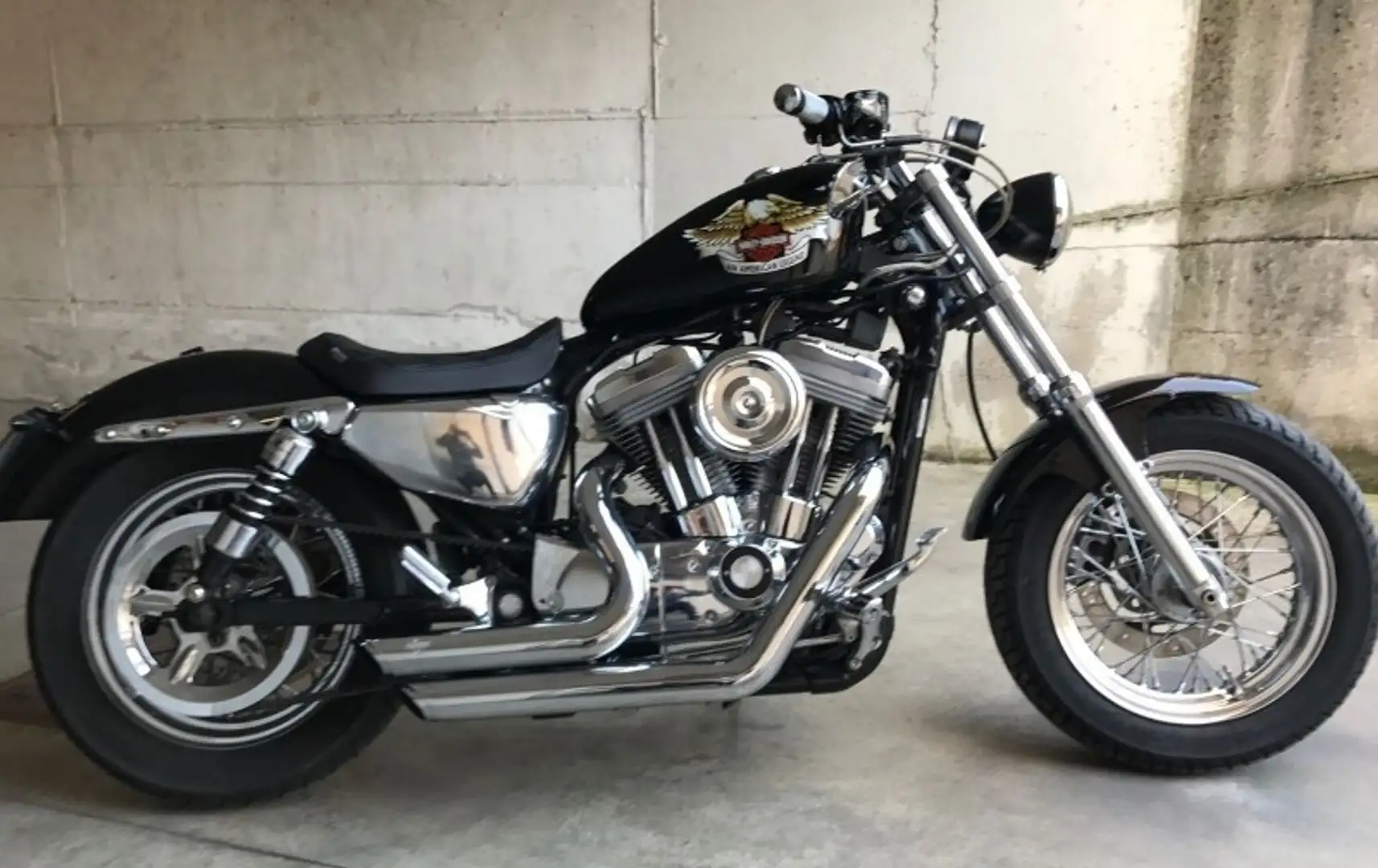 Harley-Davidson Sportster 883 Чорний - 1