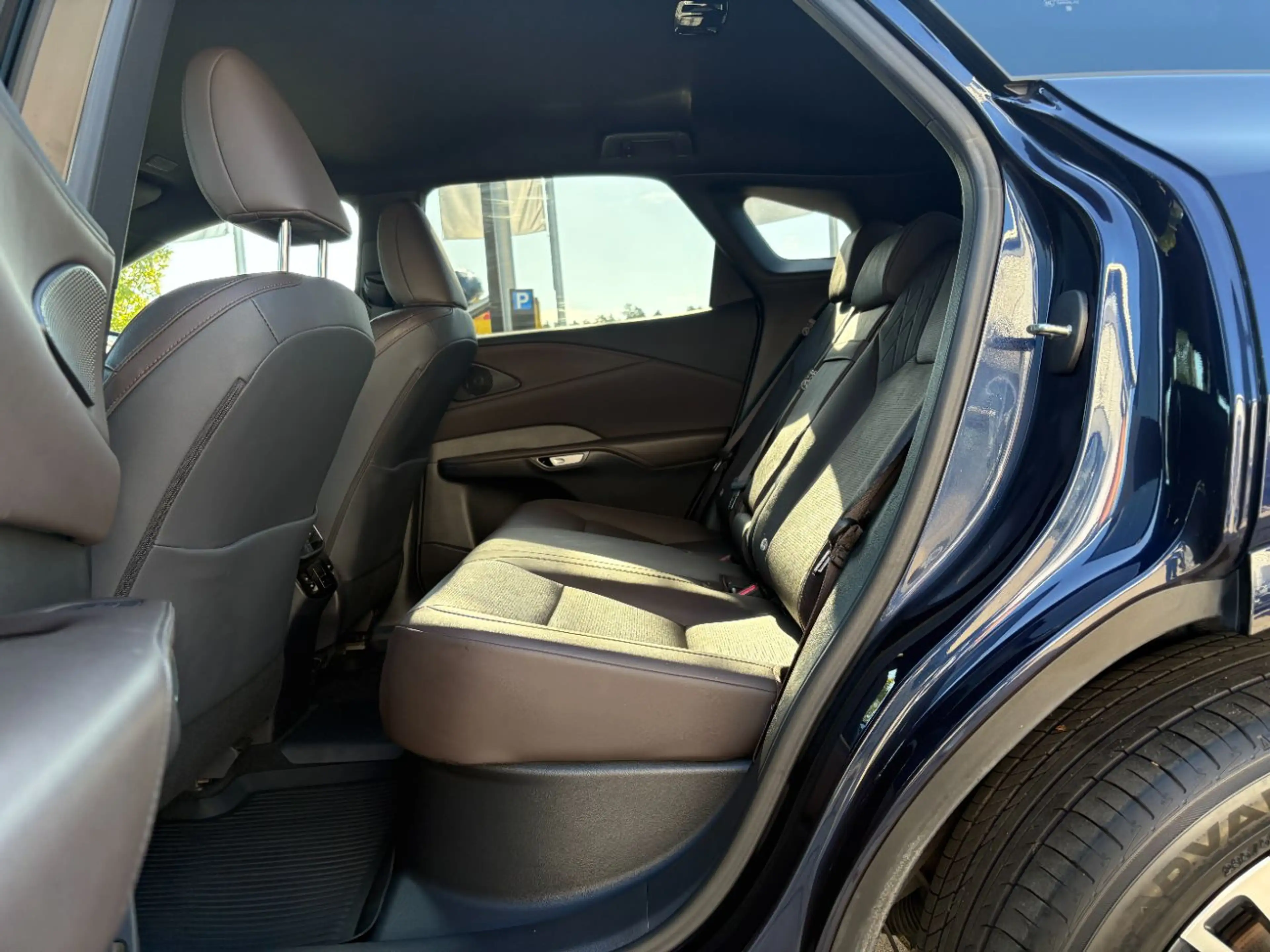 Lexus RX 450h + E-Four Executive Line LED, Kamera, Navi — photo 7