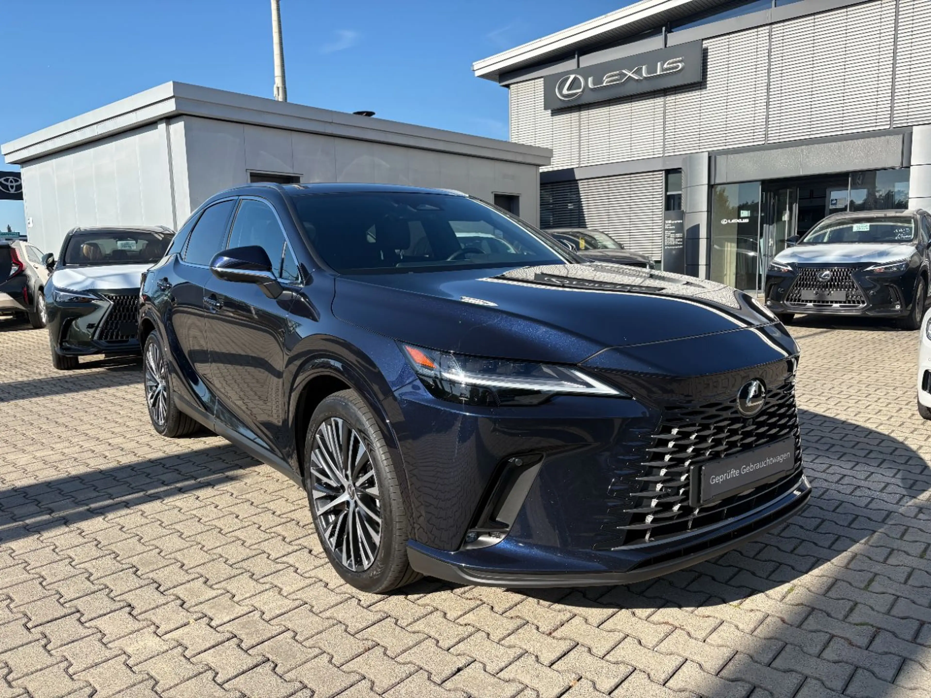 Lexus RX 450h + E-Four Executive Line LED, Kamera, Navi — photo 3