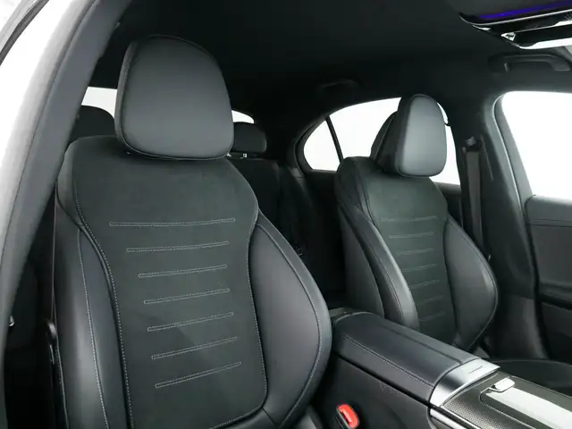 Mercedes-Benz C-Class view 12