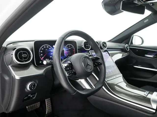 Mercedes-Benz C-Class view 11