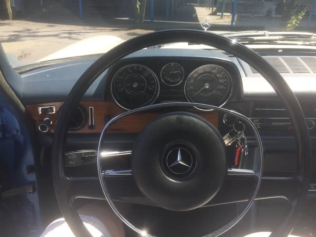 Mercedes-Benz 280 Strich8 / W114, foto 7
