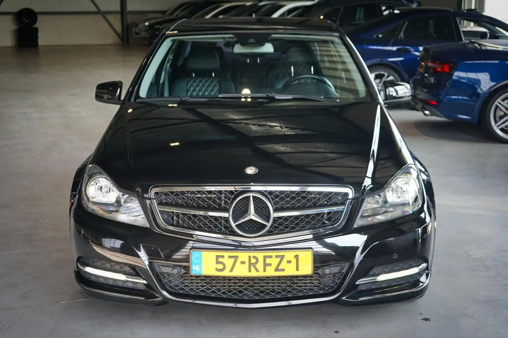 Mercedes-Benz C 180 Business Class Avantgarde | CRUISE | NAVI | LEER | Noir - 2