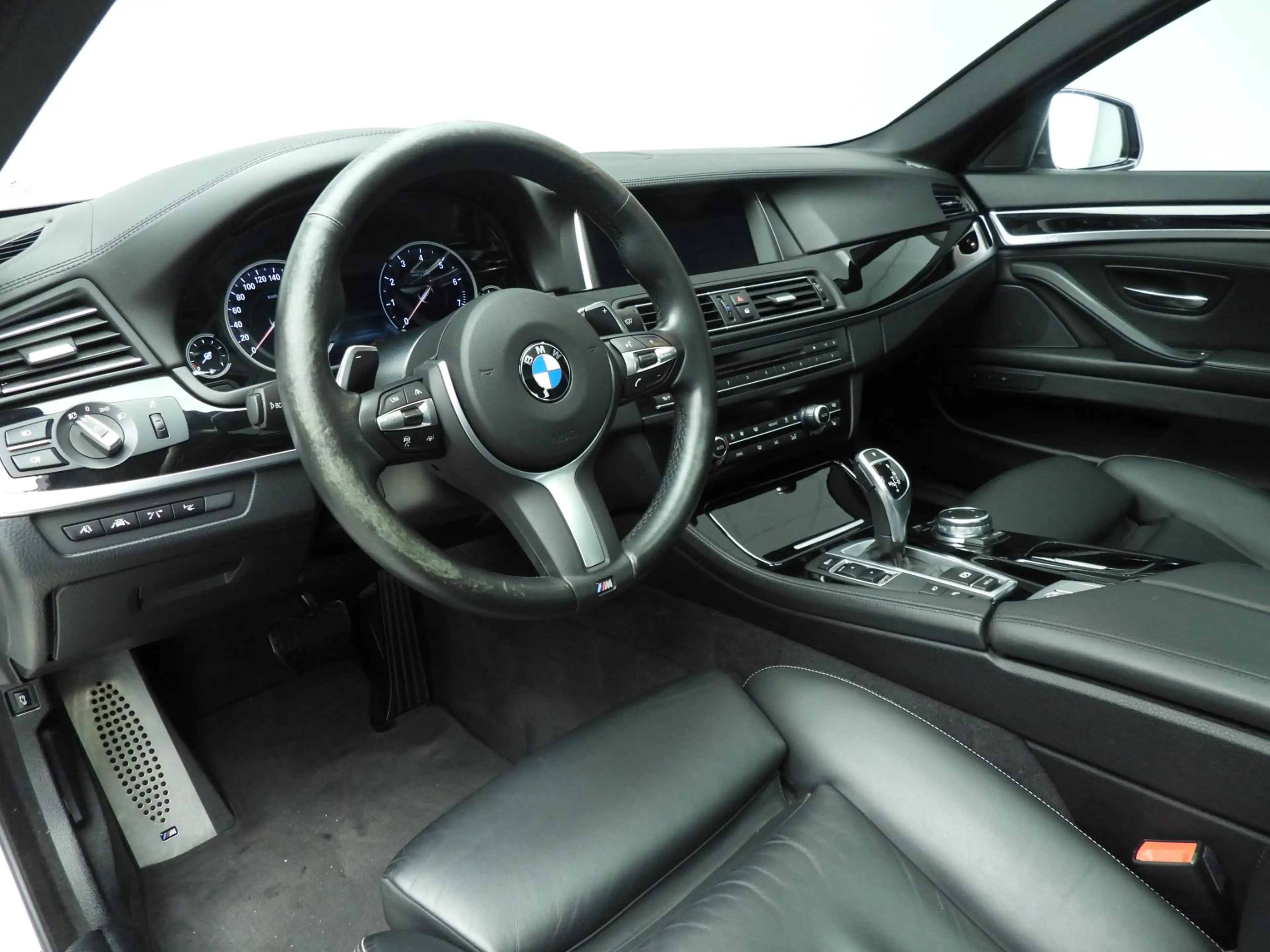 BMW 528 5 Serie Touring 528i M-Sportpakket / Trekhaak / Pa — photo 6