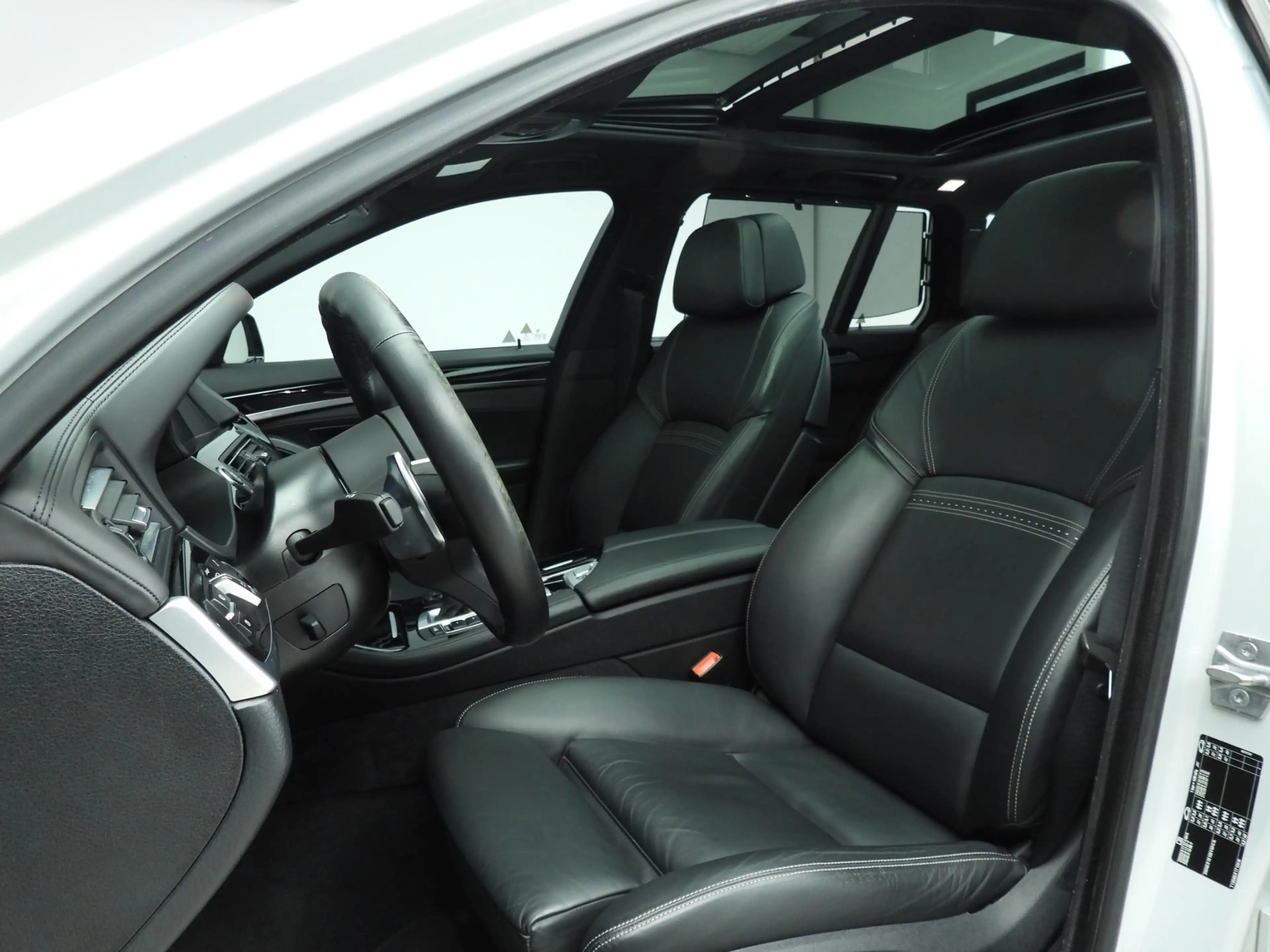 BMW 528 5 Serie Touring 528i M-Sportpakket / Trekhaak / Pa — photo 7