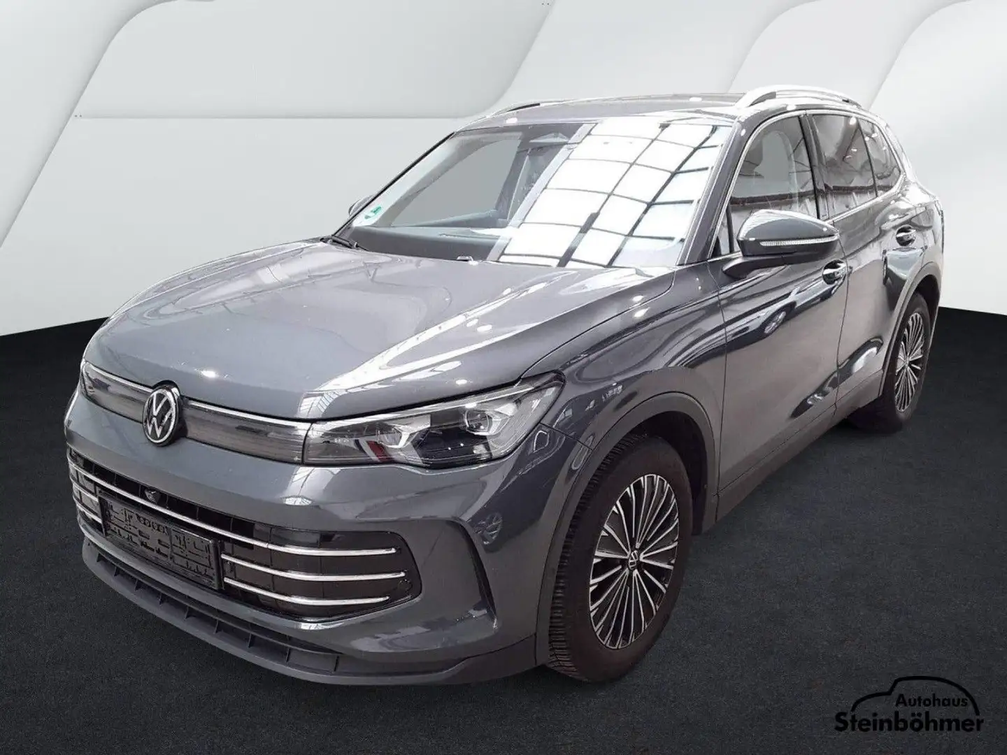 Volkswagen Tiguan Elegance 1.5eTSI DSG Navi LED AHK Kamera Grau - 2