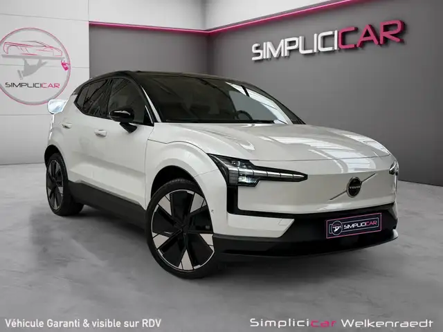 Volvo EX30