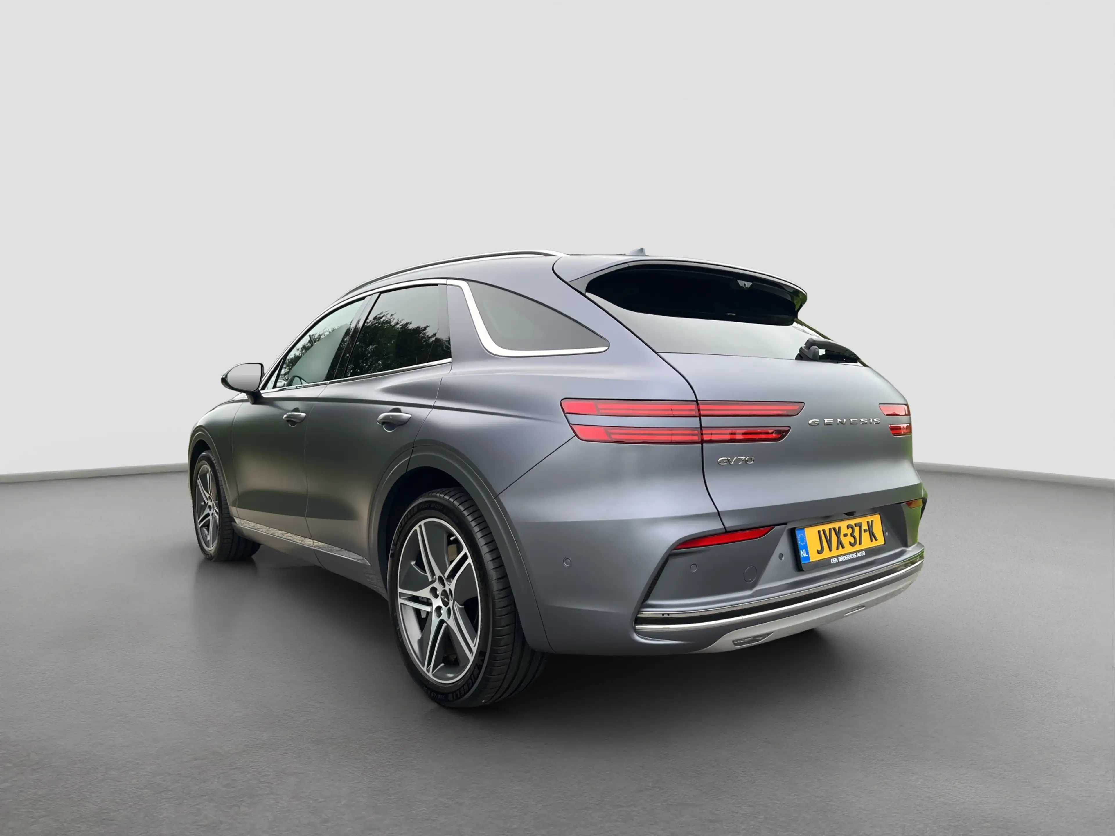 Genesis GV70 Performance Dual Motor Premium 84 kWh 490pk | Best — photo 5
