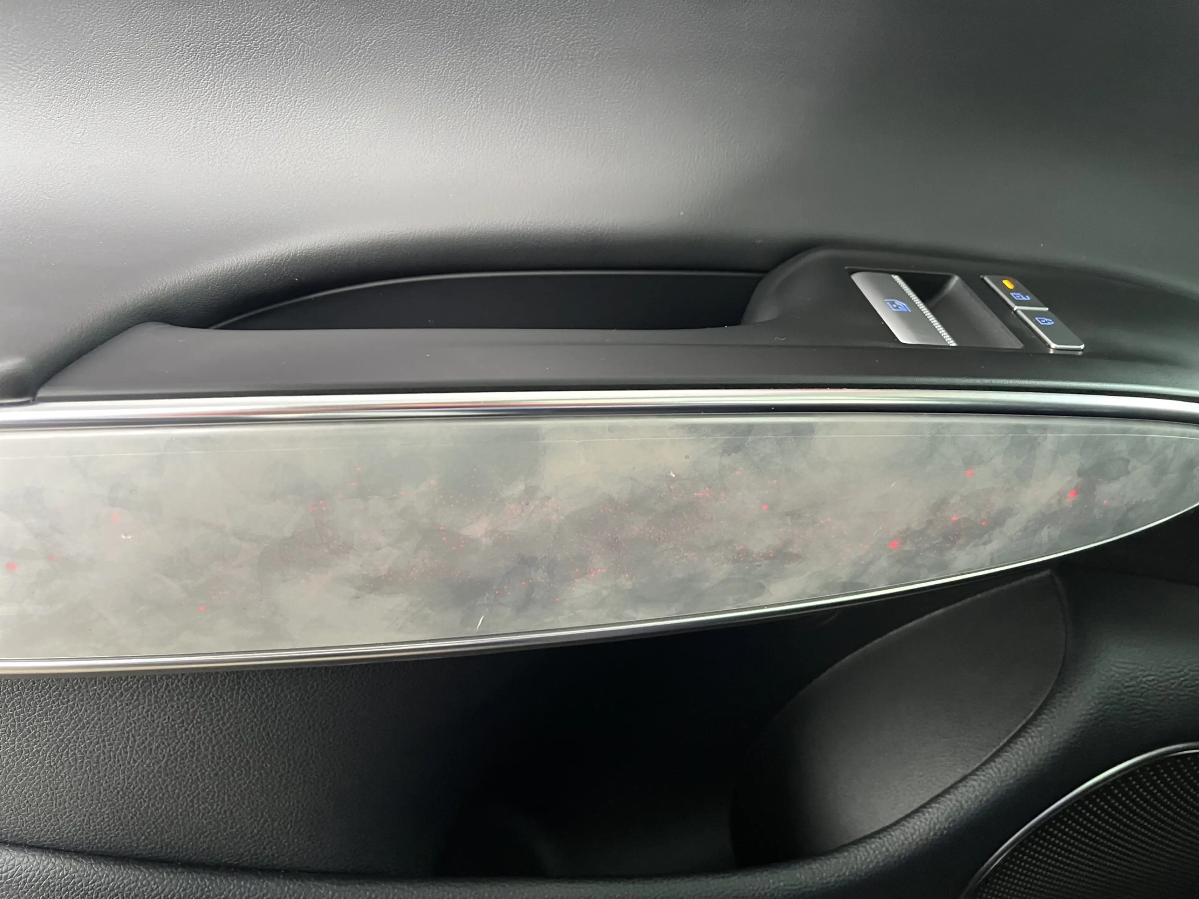 Genesis GV70 Performance Dual Motor Premium 84 kWh 490pk | Best — photo 31