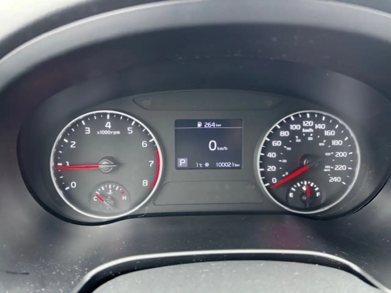 Kia Seltos снимка Kia Seltos