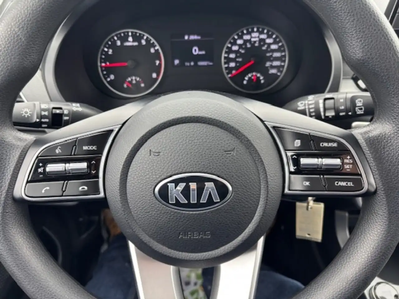 Kia Seltos снимка Kia Seltos