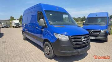FOURGON 2.2 311 CDI 115 3T5 37 FIRST RWD