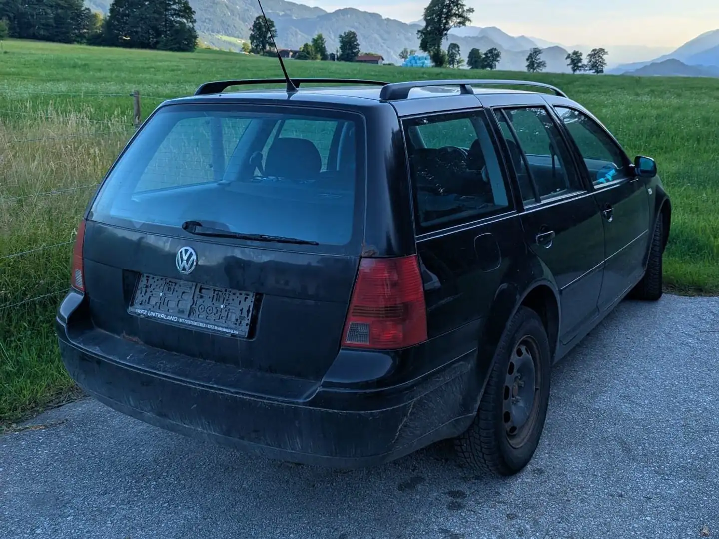 Volkswagen Passat Variant 1,9 TDI Noir - 1