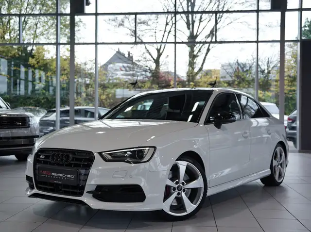 Audi S3 Limousine q. MMI *Alcantara *SHZ *Sportsitze