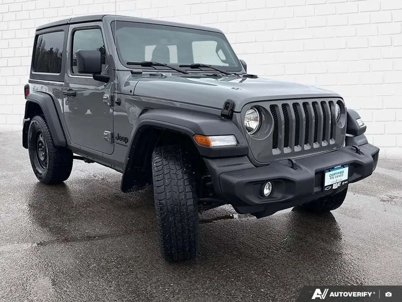 Jeep Wrangler снимка Jeep Wrangler