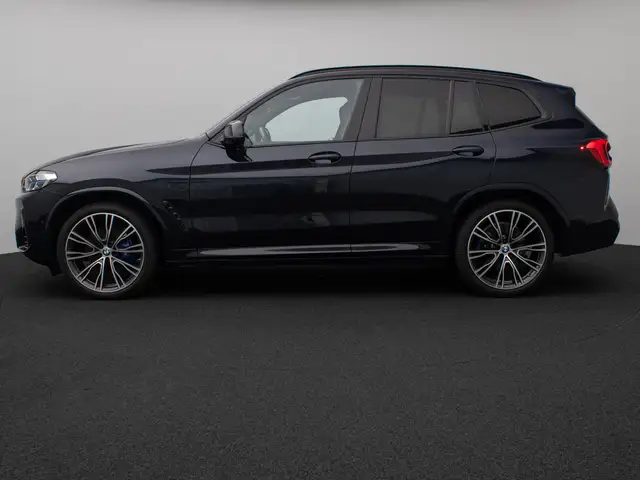 BMW X3 M view 11