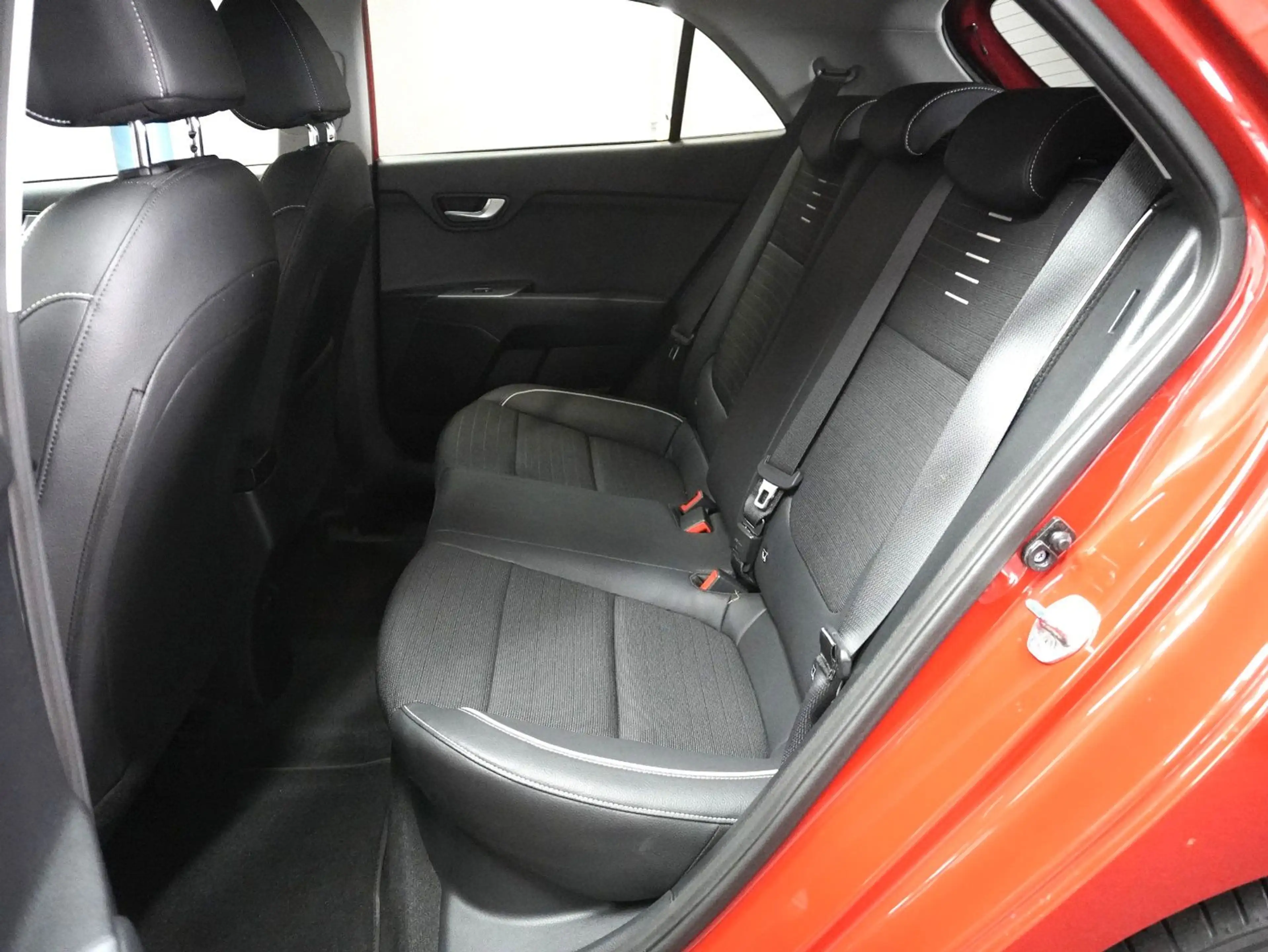 Kia Rio GT-Line | KAMERA |TEMPOMAT | SPURHALTE — photo 12