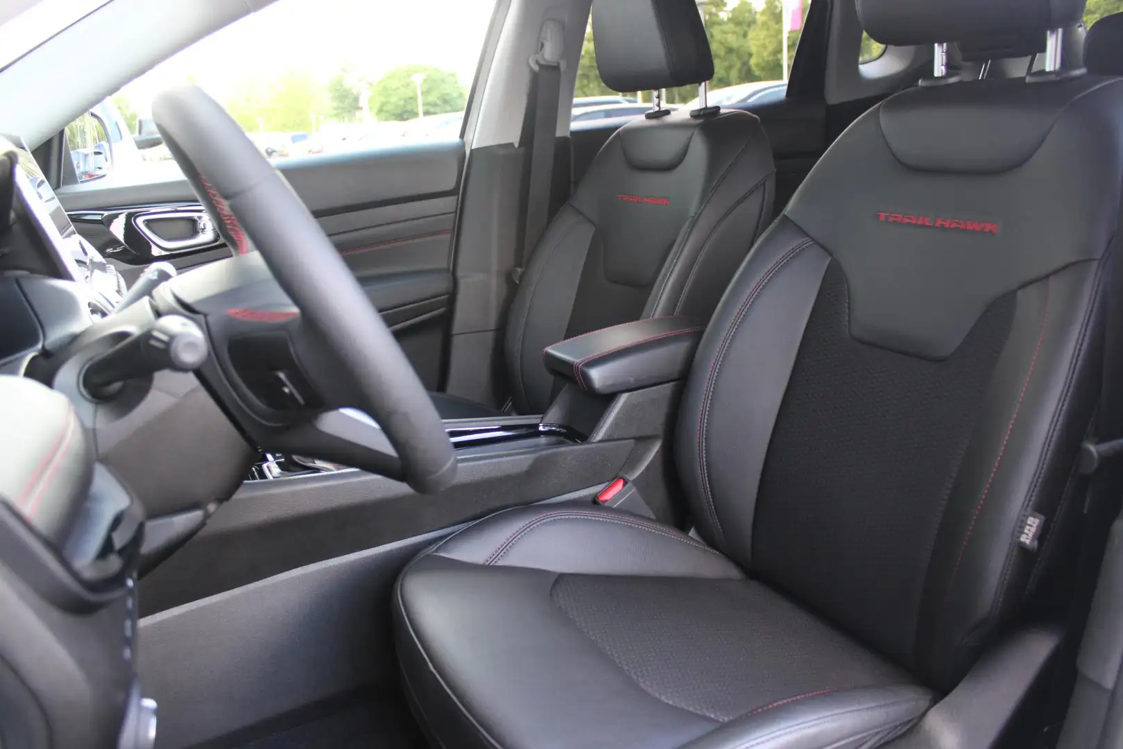 Jeep Compass 4xe 240PK PHEV TRAILHAWK AUTOMAAT | NAVIGATIE | AC Bianco - 2