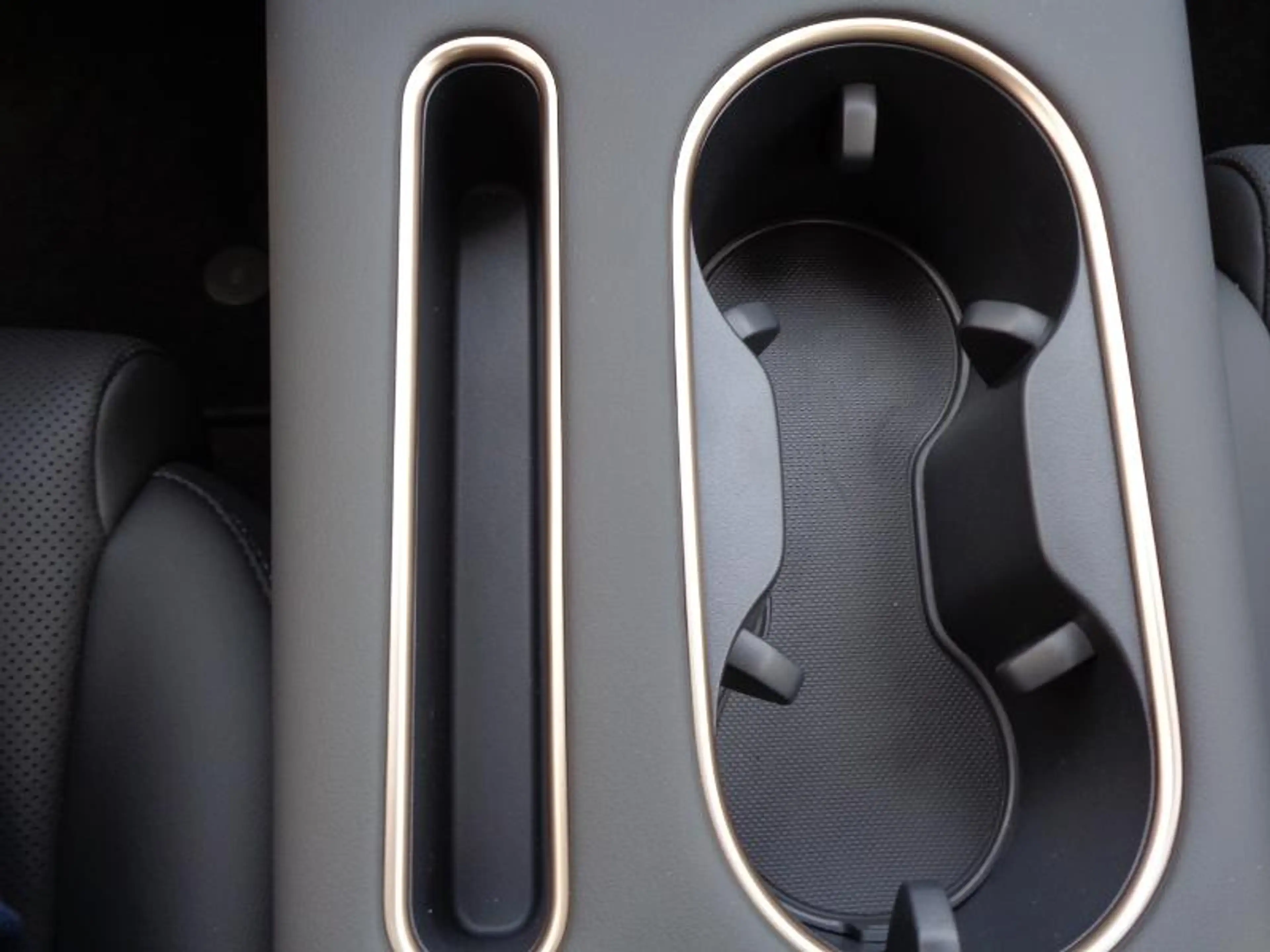 GWM ORA 5 SUV Hybrid Luxury inkl. Panoramadach — photo 13