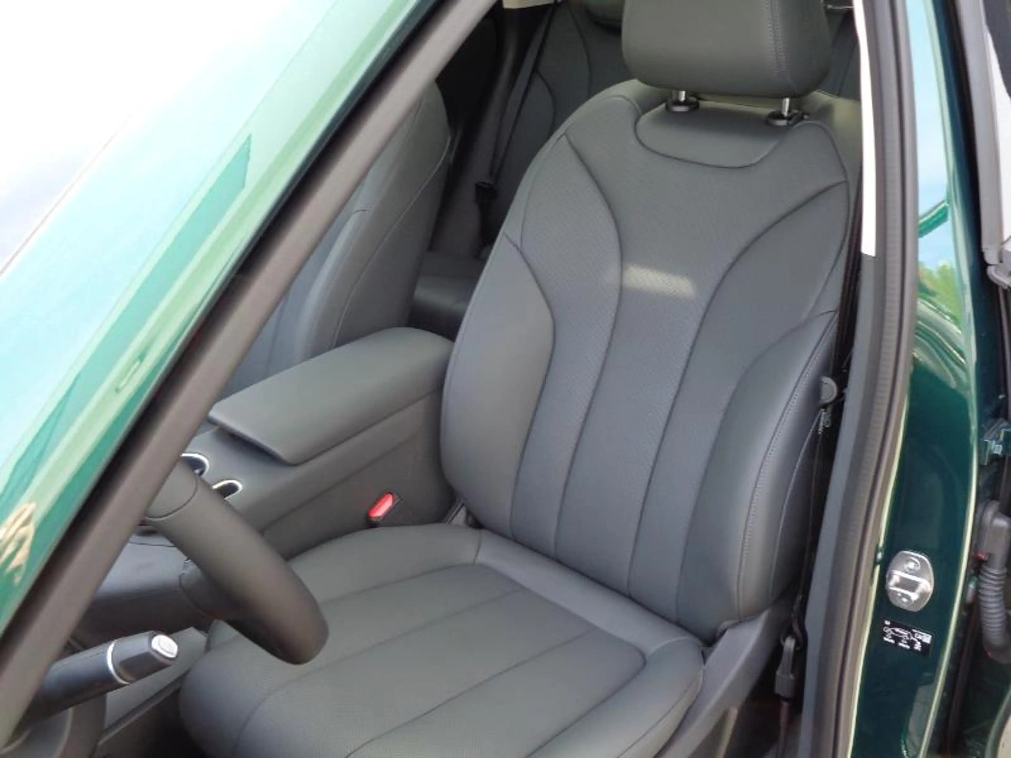 GWM ORA 5 SUV Hybrid Luxury inkl. Panoramadach — photo 9