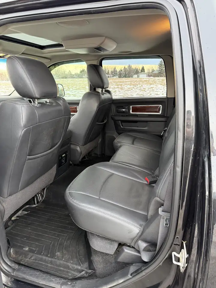 RAM 3500 снимка RAM 3500