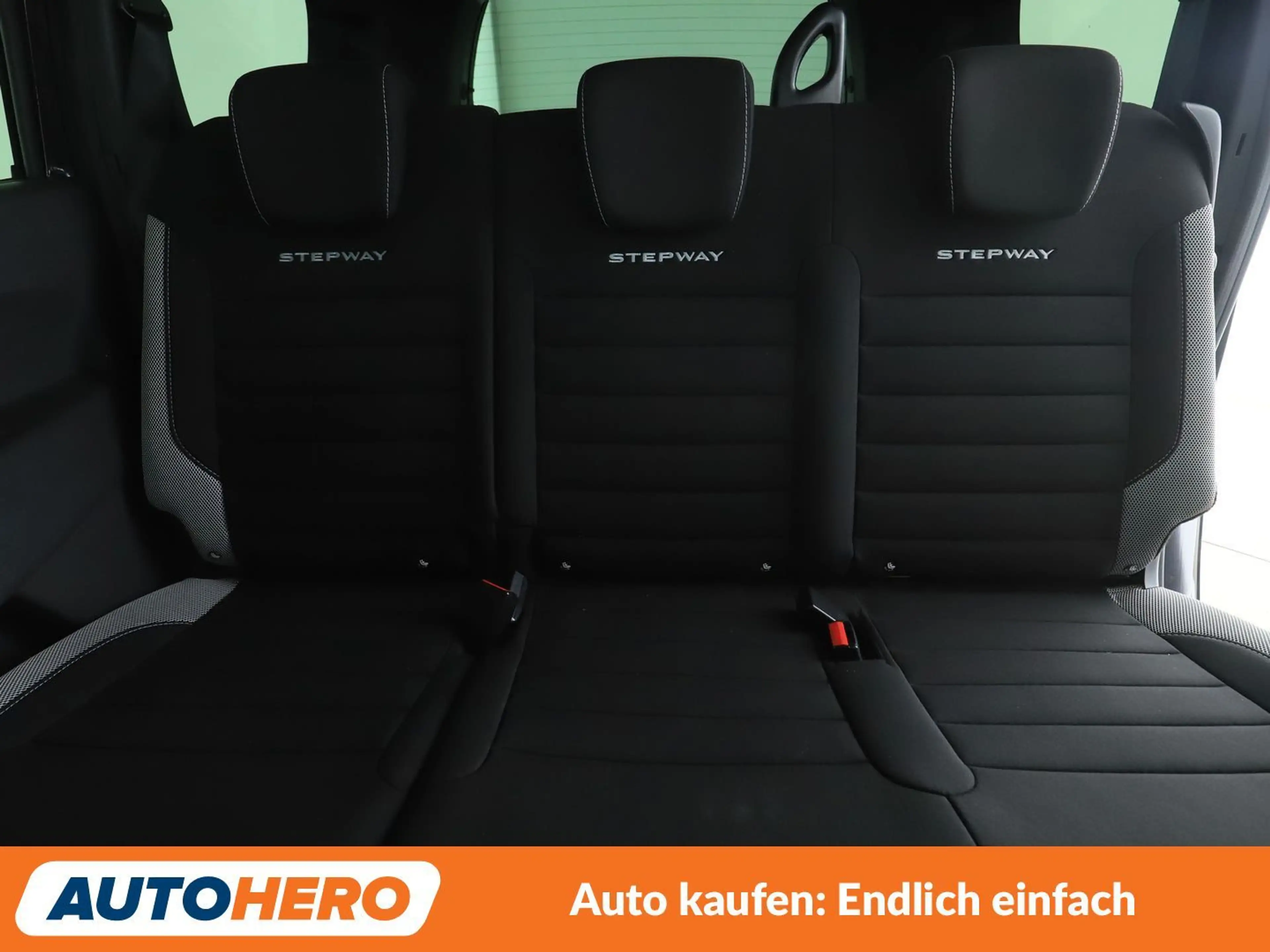 Dacia Lodgy 1.3 TCe Stepway Plus*NAVI*PDC*SHZ*KLIMA*AHK* — photo 15