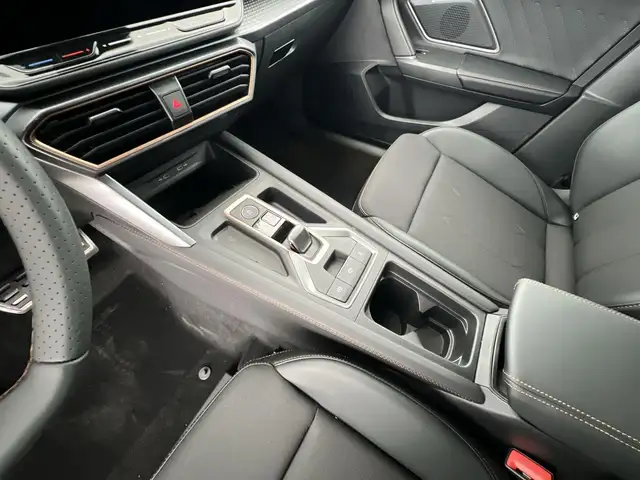 Cupra Leon view 15