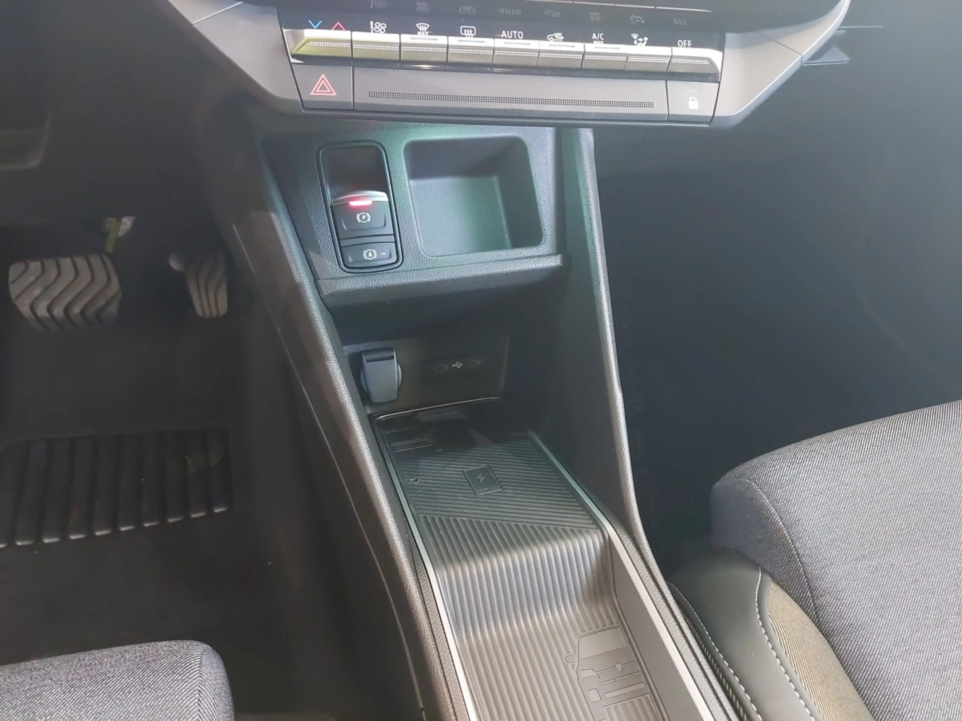 Renault R 5 E-TECH ELECTRIC Techno 150 PS comfort — photo 8