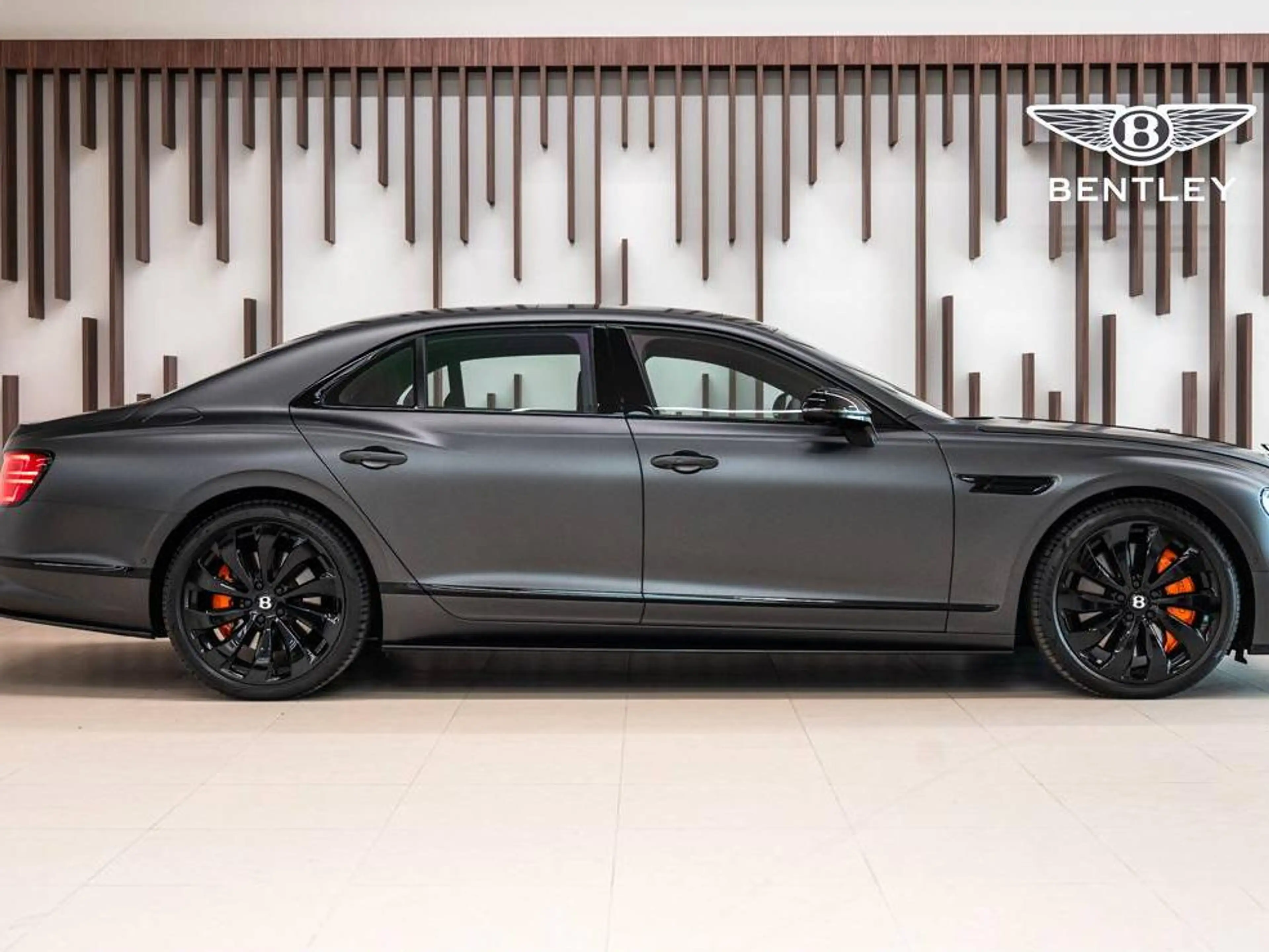 Bentley Flying Spur Flying Spur 4.0 BiTurbo V8 PHEV (500 kW) — photo 3