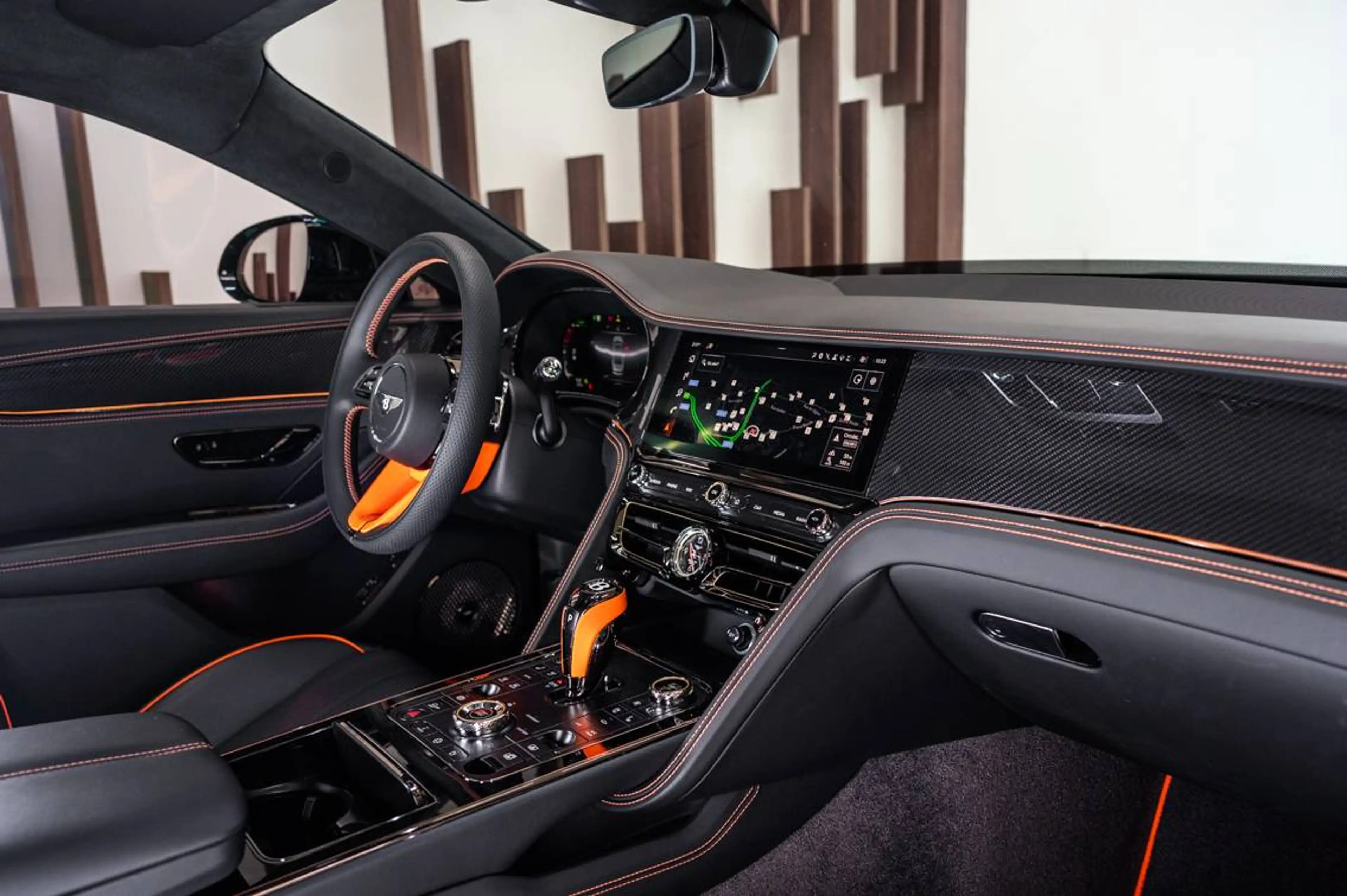 Bentley Flying Spur Flying Spur 4.0 BiTurbo V8 PHEV (500 kW) — photo 8