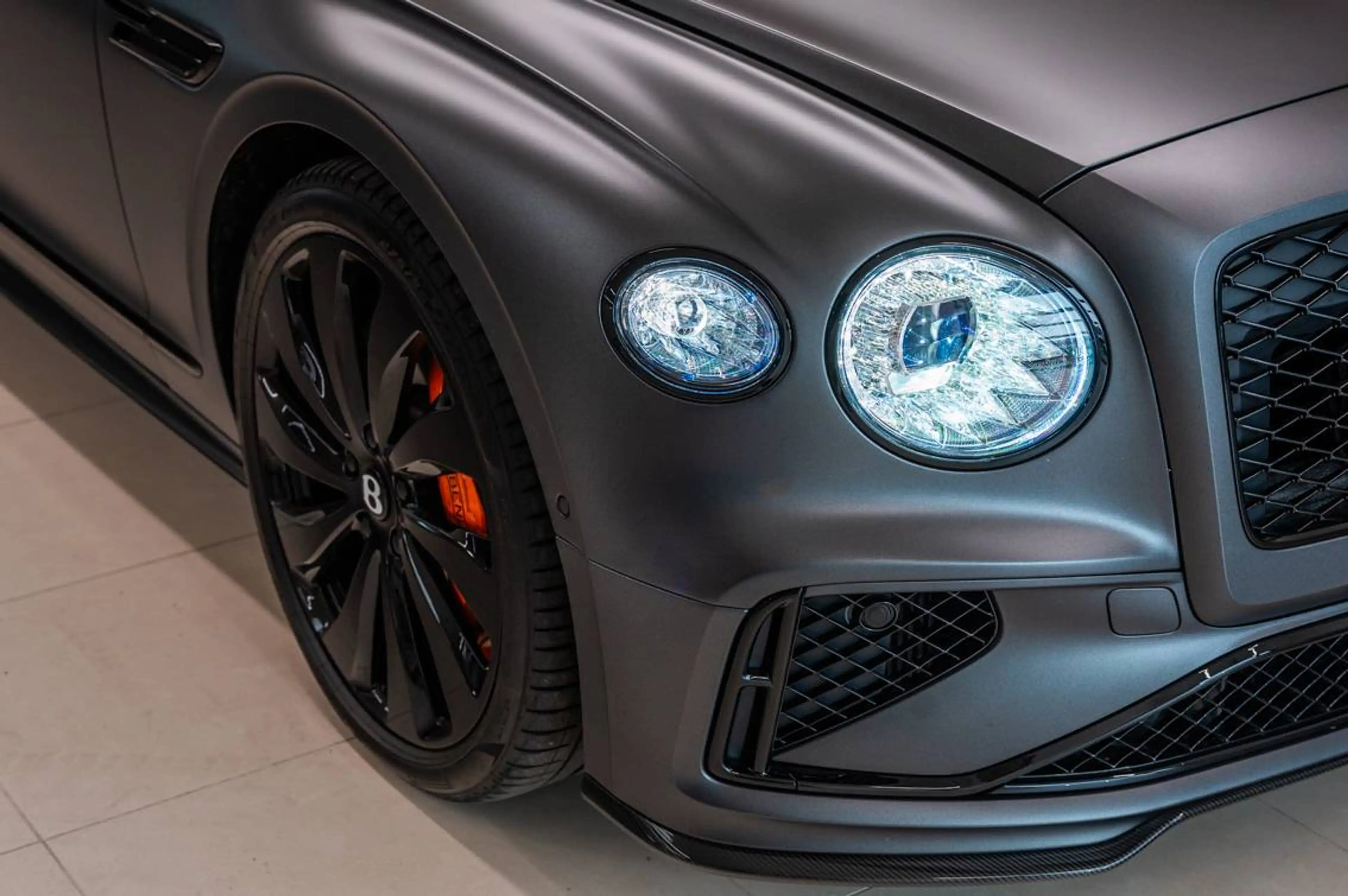 Bentley Flying Spur Flying Spur 4.0 BiTurbo V8 PHEV (500 kW) — photo 15
