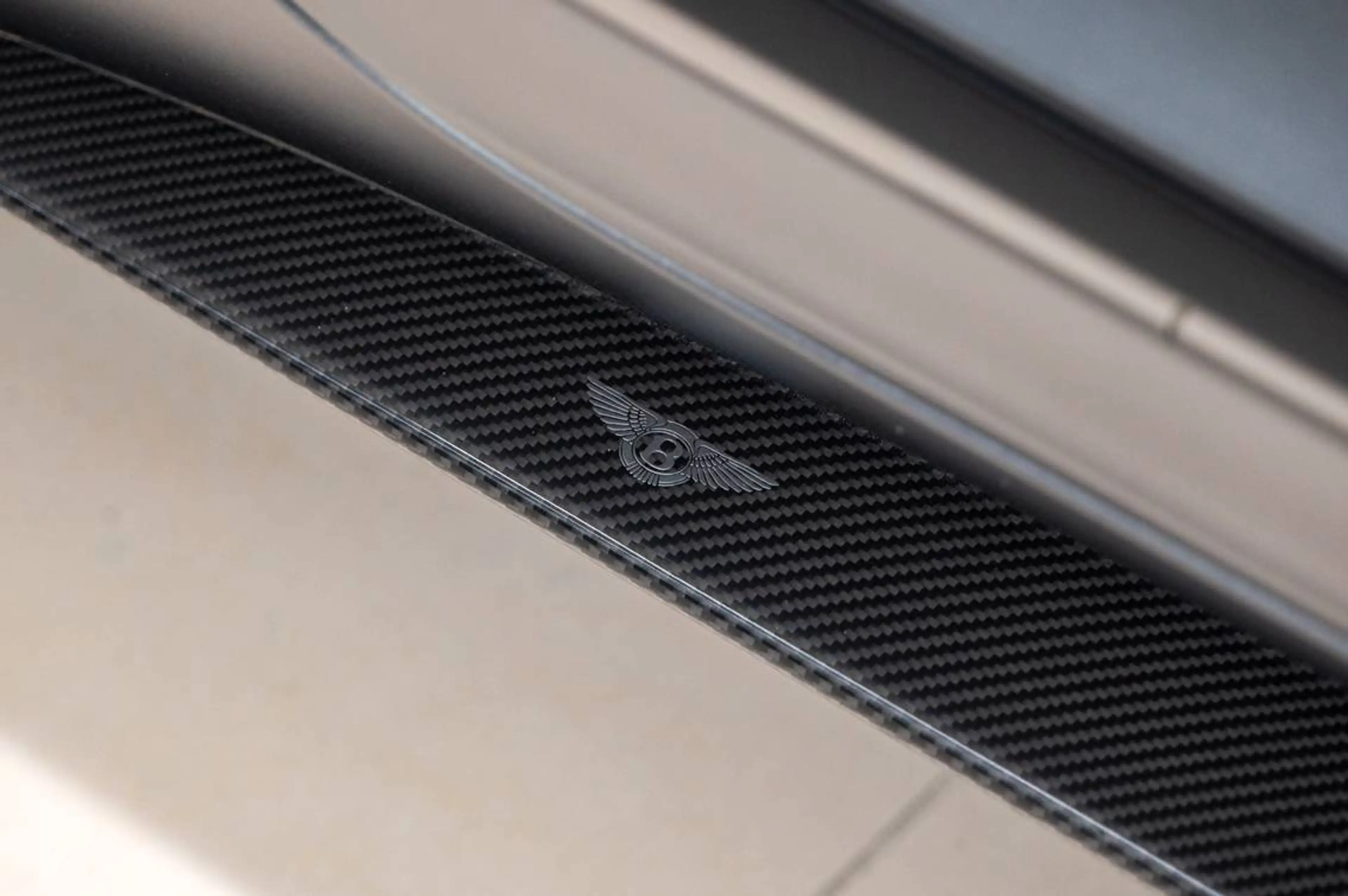 Bentley Flying Spur Flying Spur 4.0 BiTurbo V8 PHEV (500 kW) — photo 12