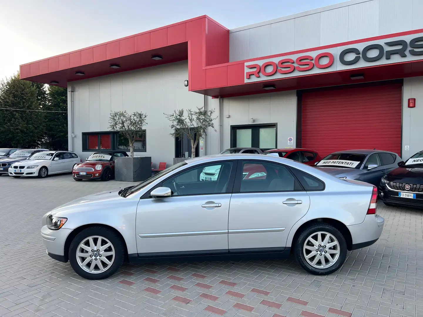Volvo S40 II  1.6d Summum UNIPRO Grigio - 2