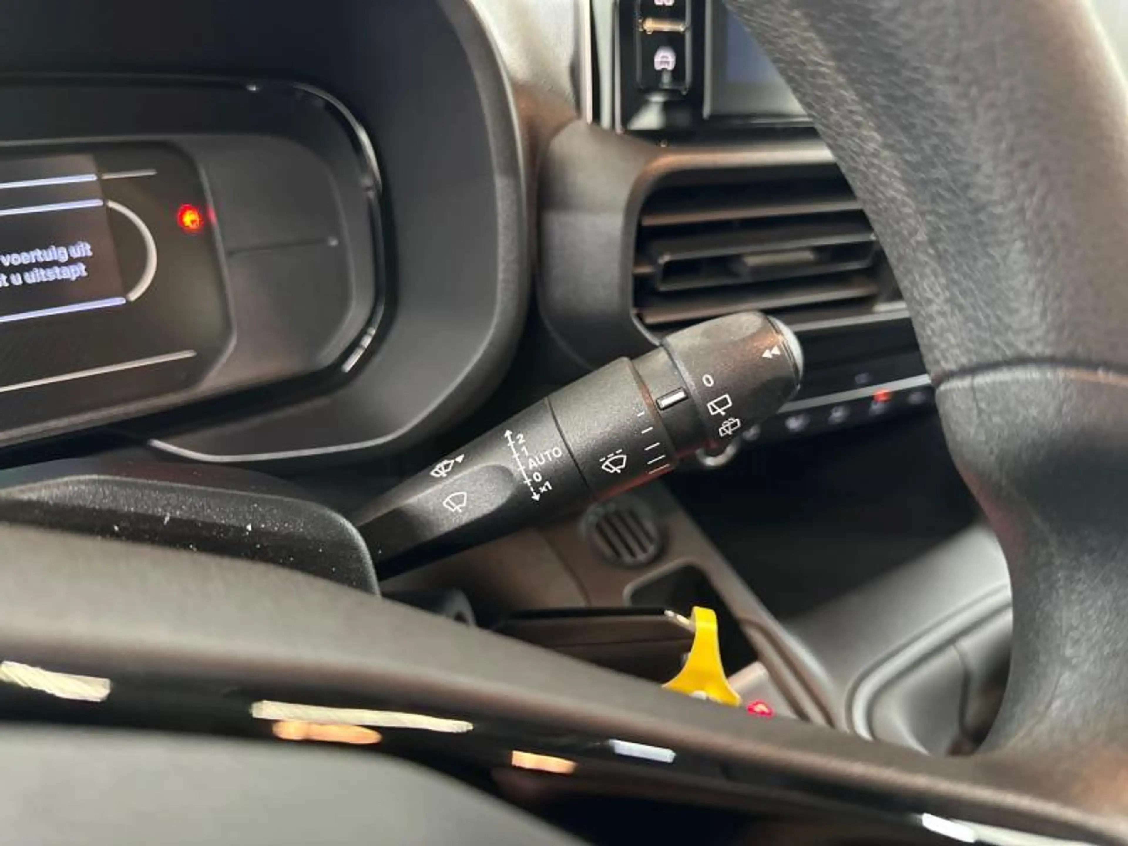 Toyota Proace City Verso Shuttle | 5 seats — photo 22