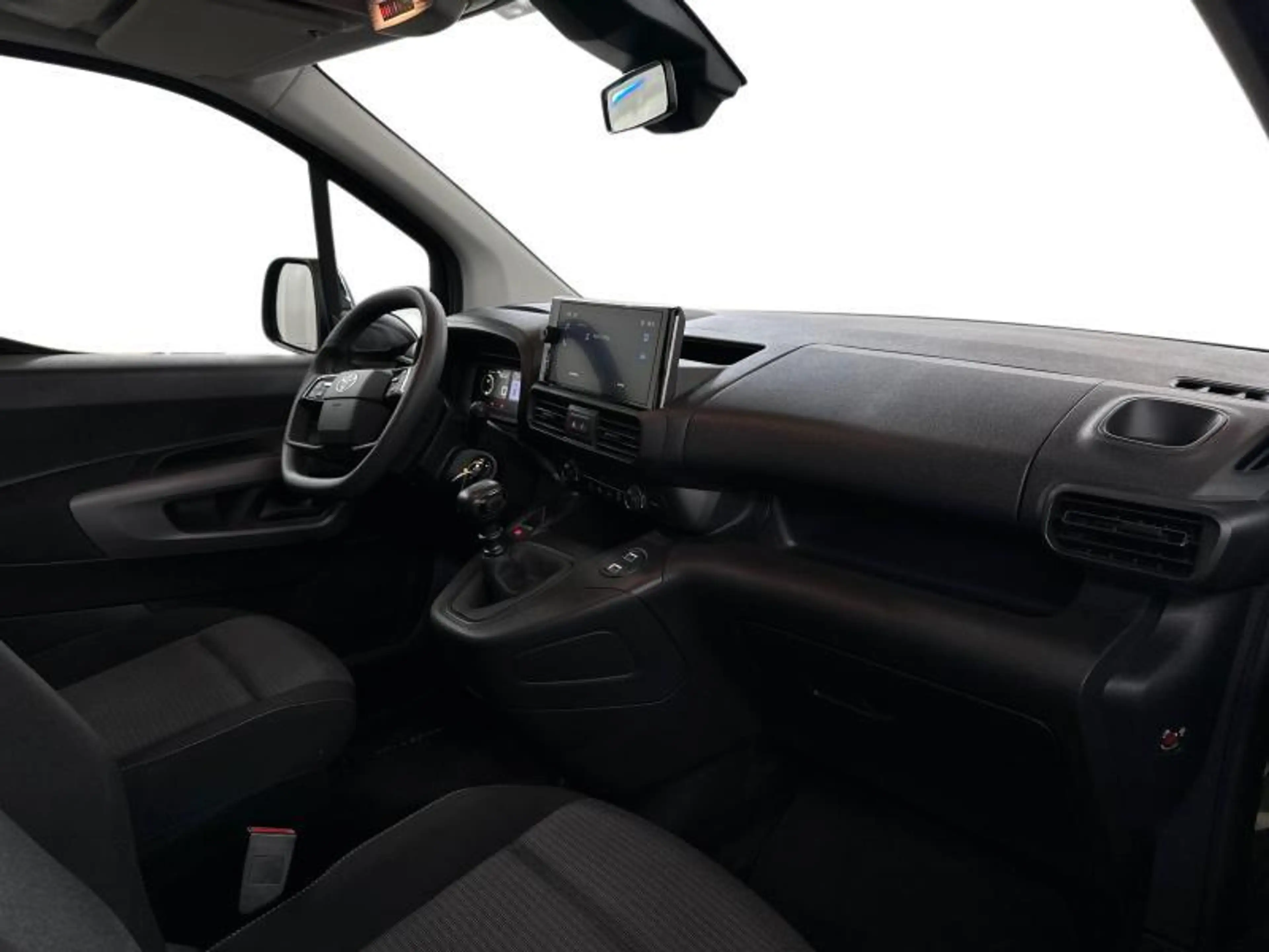 Toyota Proace City Verso Shuttle | 5 seats — photo 8