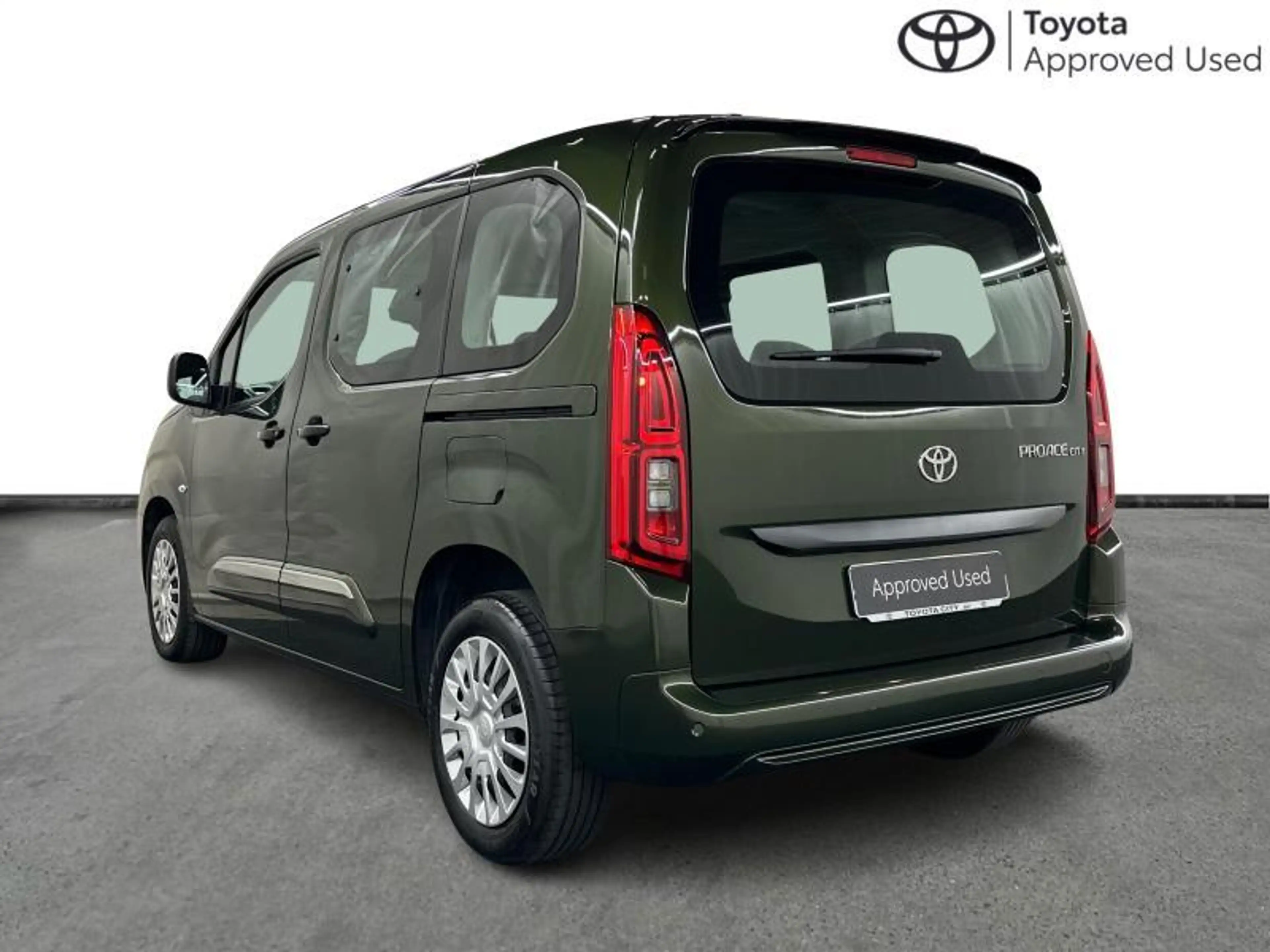 Toyota Proace City Verso Shuttle | 5 seats — photo 3