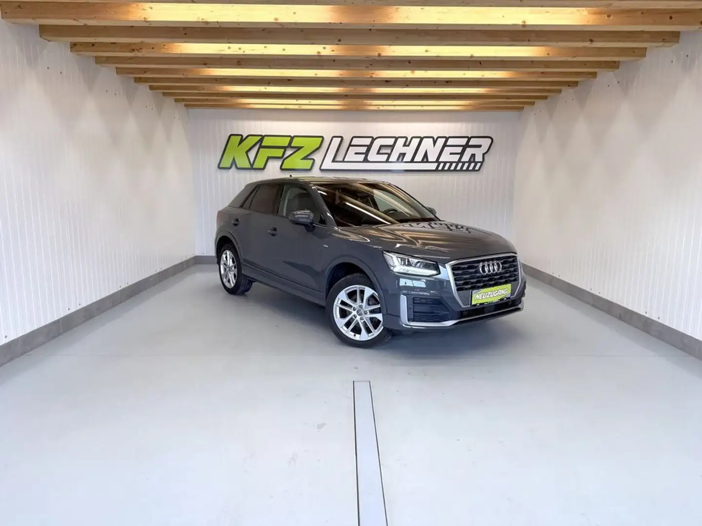 Audi Q2 1,6 TDI ''S line'' ''LED*NAVI*ACC*LEDER*SITZH'' Gris - 1