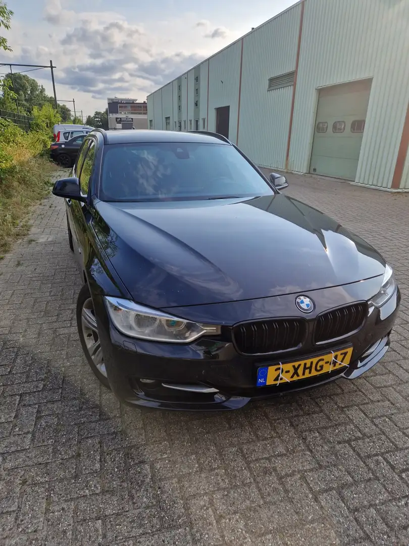 BMW 328 3-serie Touring 328i High Executive Zwart - 2