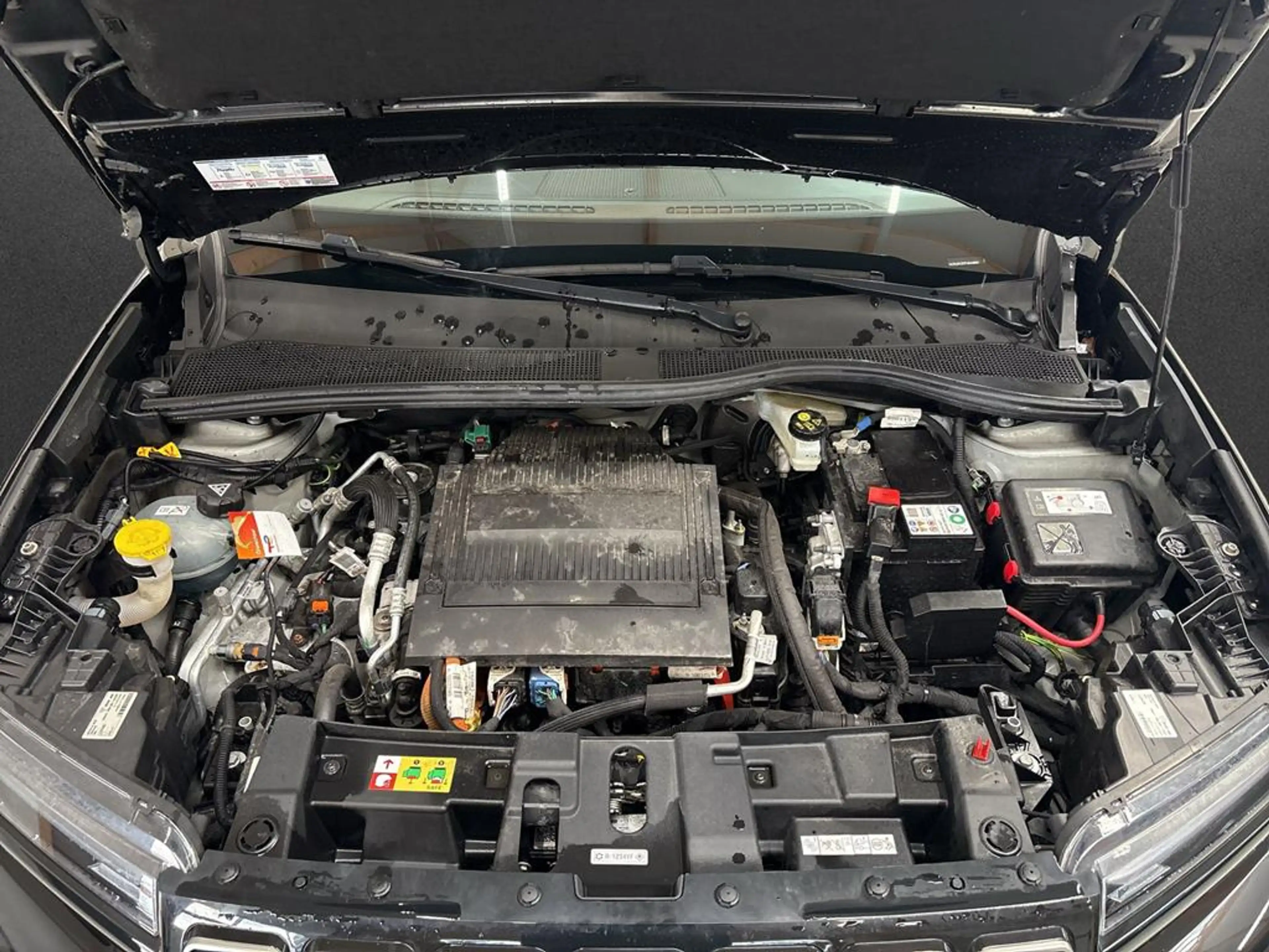 Jeep Avenger Avenger Summit Electric — photo 5