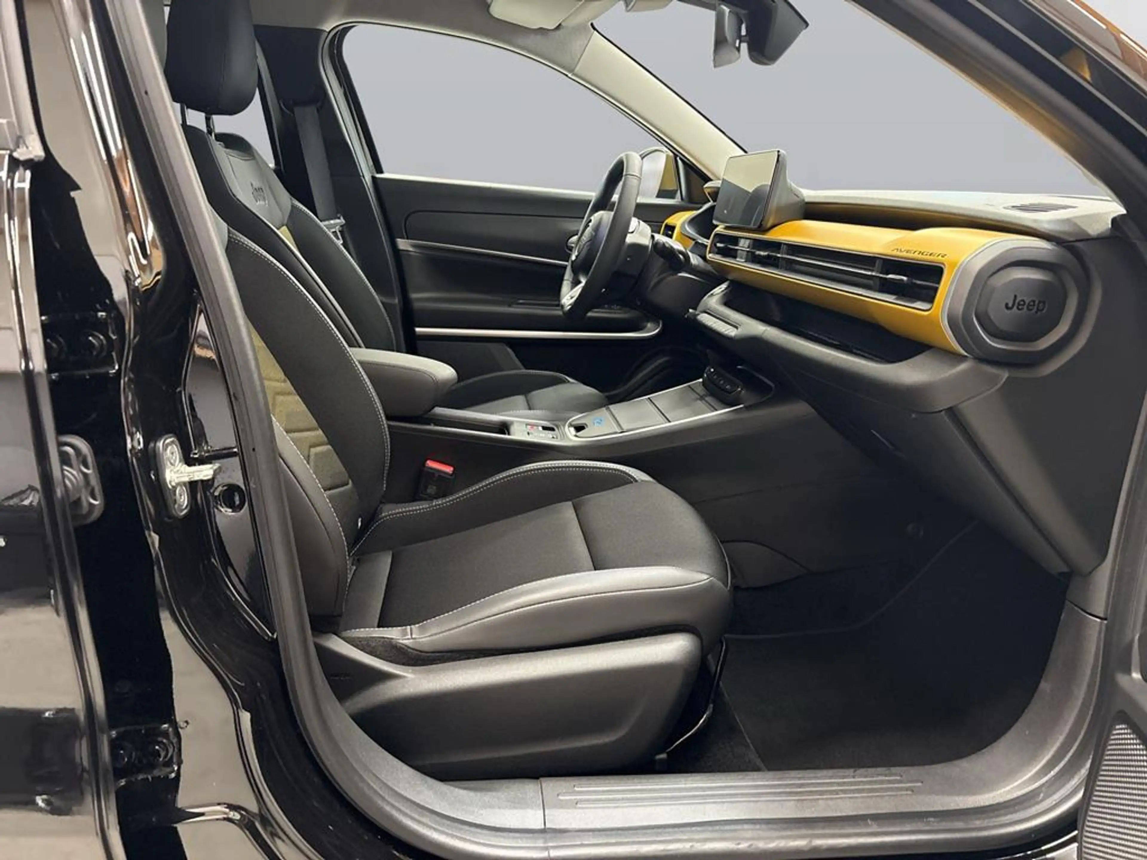 Jeep Avenger Avenger Summit Electric — photo 11