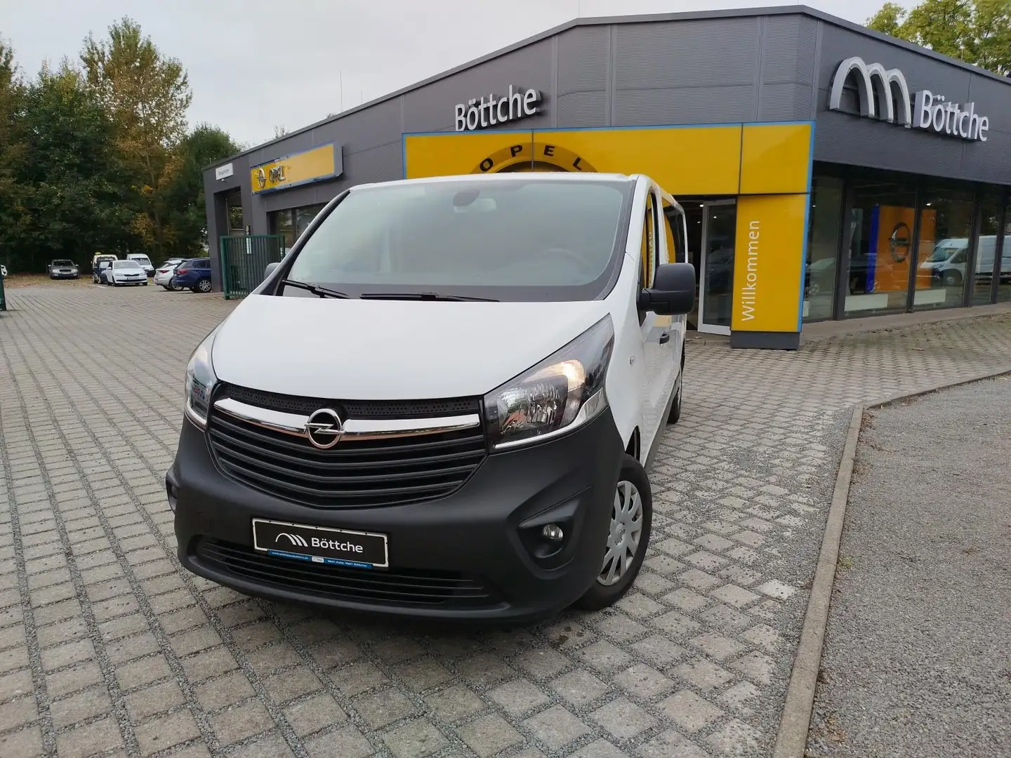 Opel Vivaro Combi L2H1 2,9t 1.6 CDTI, SH vorn, Parksensoren hi Weiß - 2