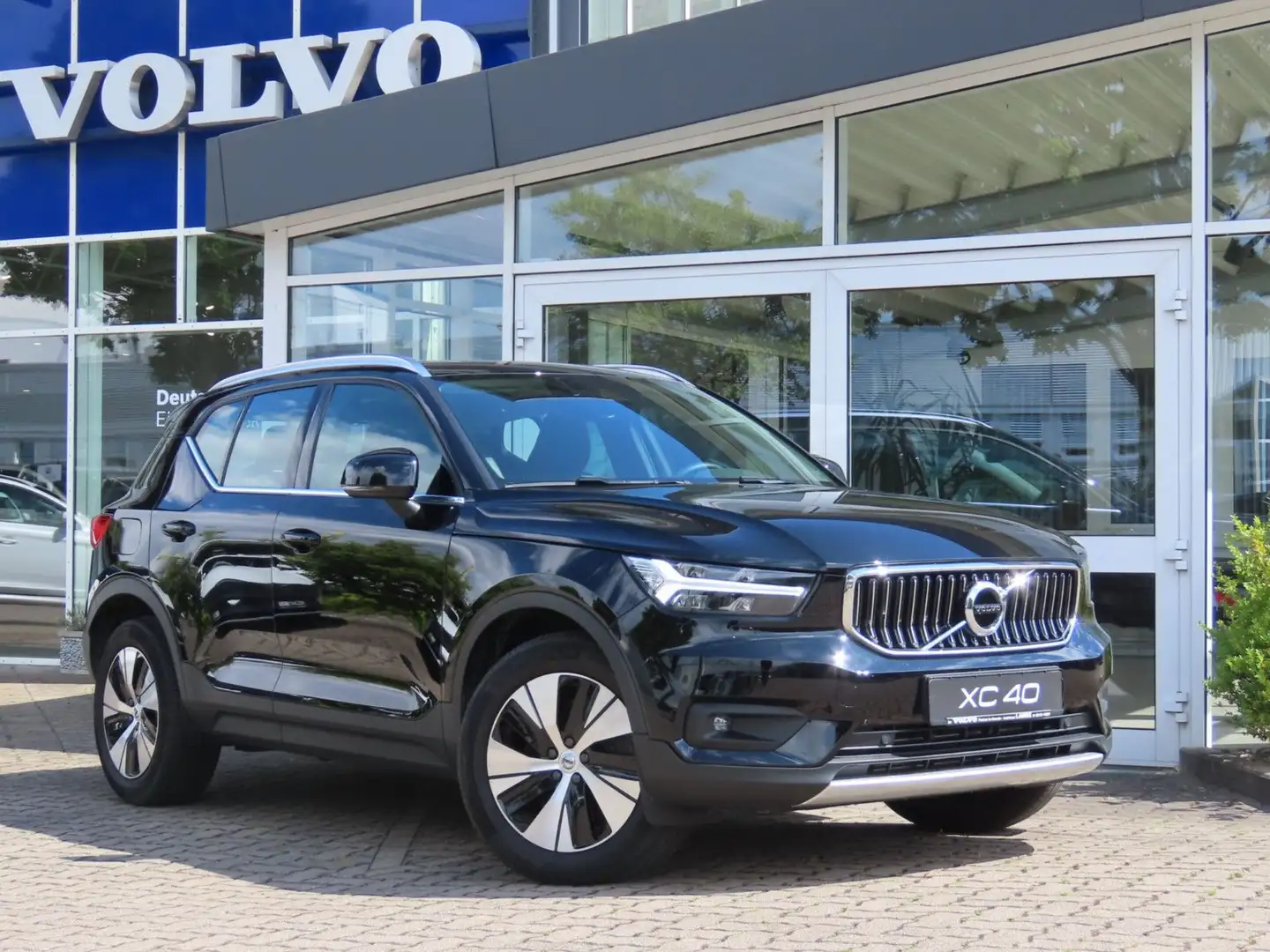 Volvo XC40 Inscription Expression Recharge Plug-In Hyb Negro - 1