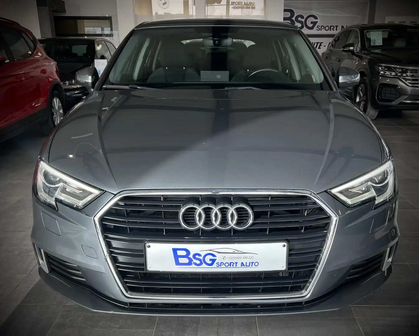 Audi A3 Sportback 2.0 TDi  S tronic*BOITE AUTO*LED*RADAR Grau - 2