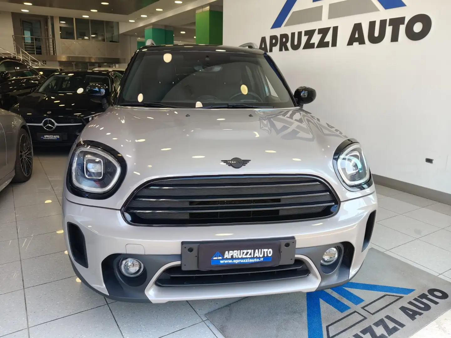 MINI Cooper D Countryman Mini Countryman 2.0 Cooper D Classic aut RETROCAM Argento - 1
