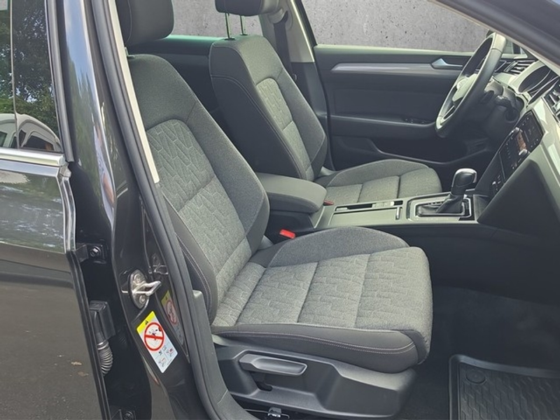 Volkswagen Passat Variant Business 2.0TDI 150PS DSG +AHK+Pano+Kamera+AppConn — photo 15