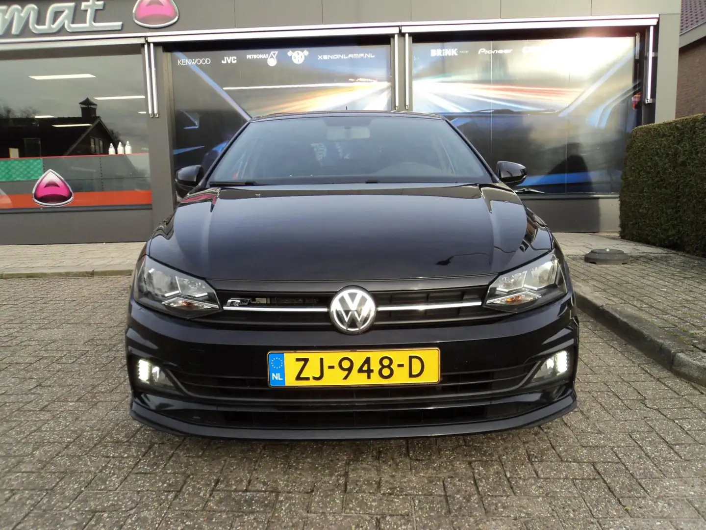 Volkswagen Polo 1.0 TSI Comfortline Cruise Control Airco Zwart - 2